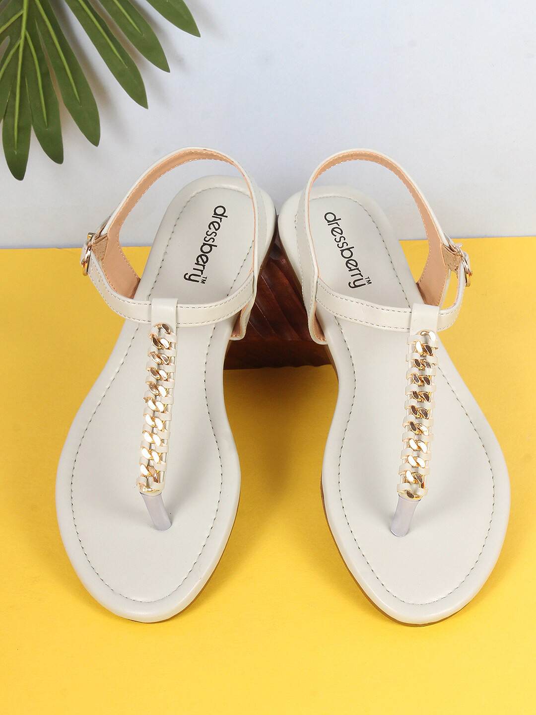 

DressBerry White & Gold Toned Embellished Open Toe T-Strap Flats With Backstrap