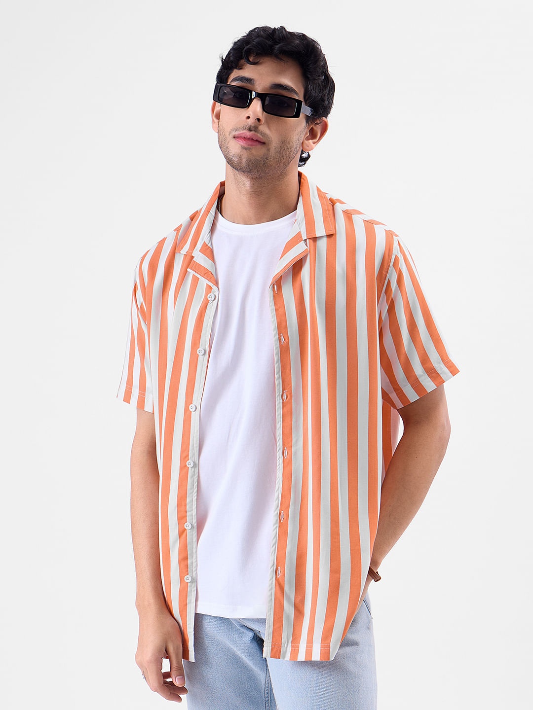 

The Souled Store Men Peach & White Relaxed Opaque Vertical Striped Casual Shirt