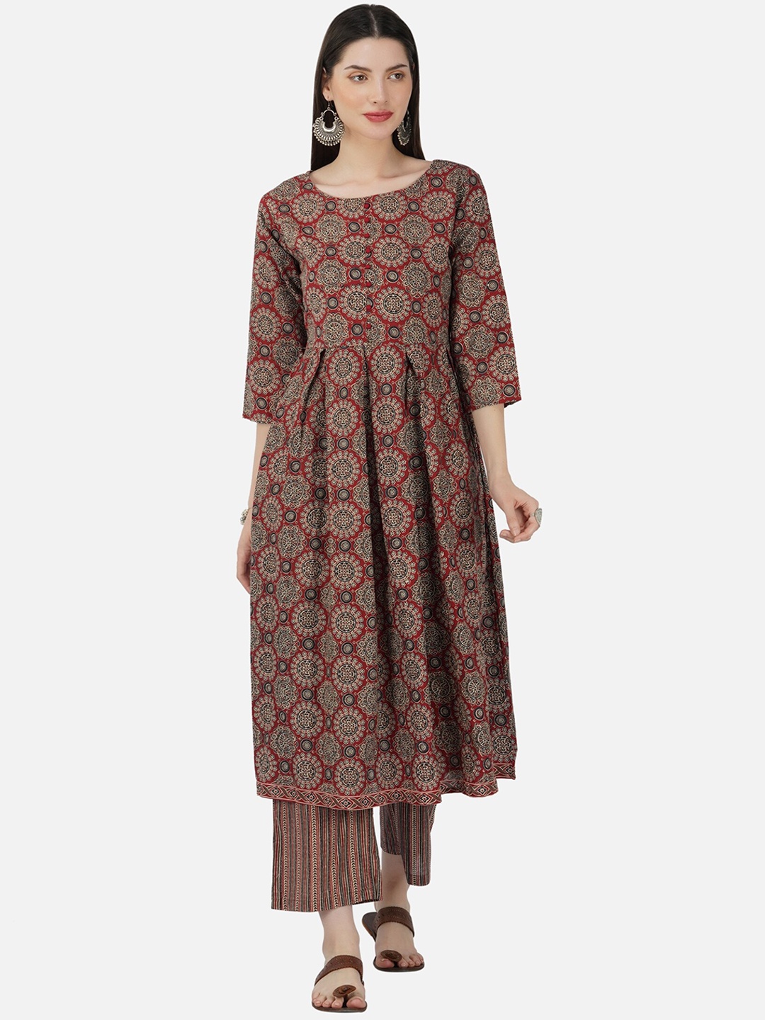 

SkyaSia Ethnic Motifs Printed Kurta With Palazzos, Maroon