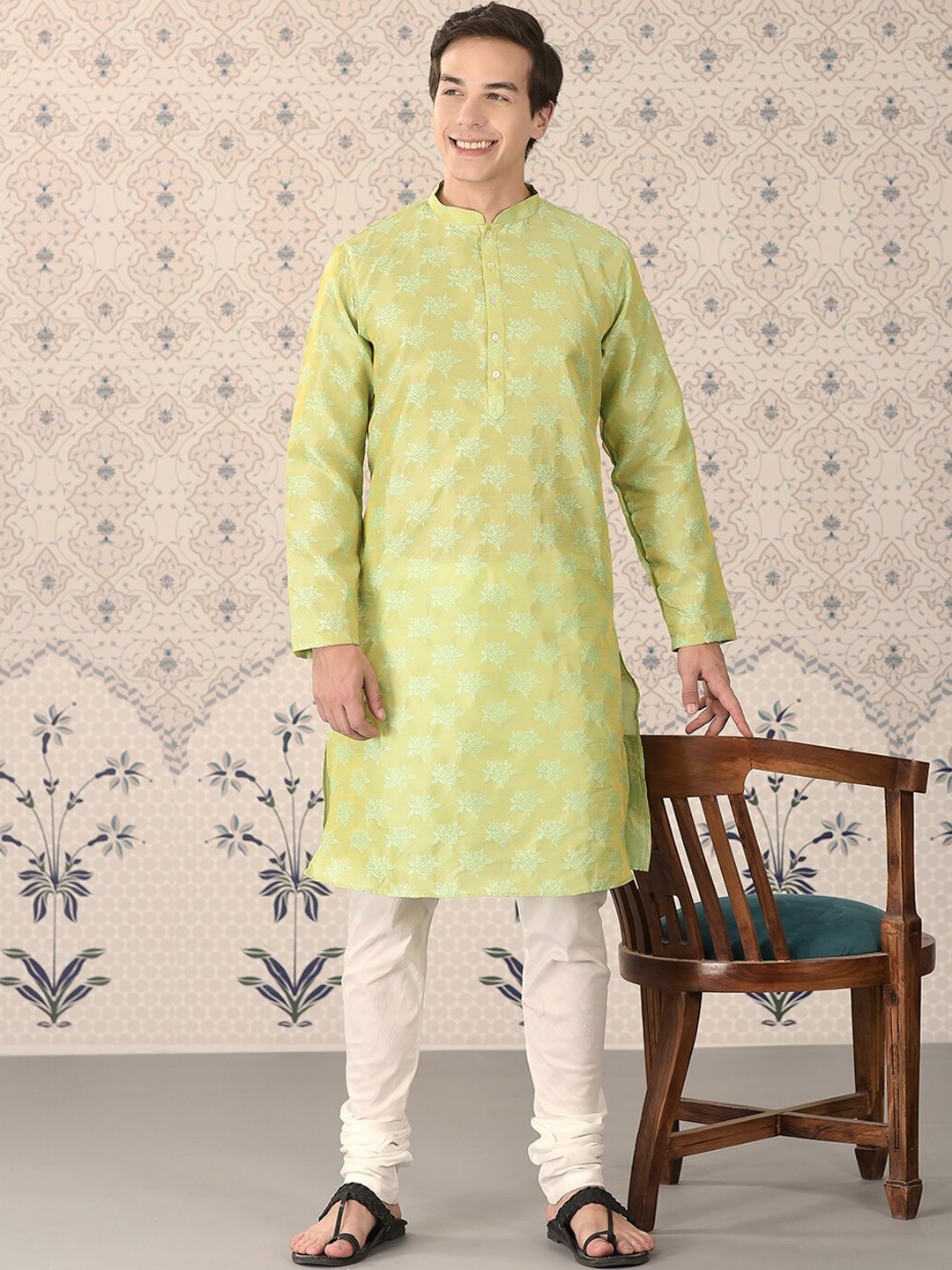 

Ode by House of Pataudi Sea Green Woven Design Mandarin Collar Kurta With Churidar