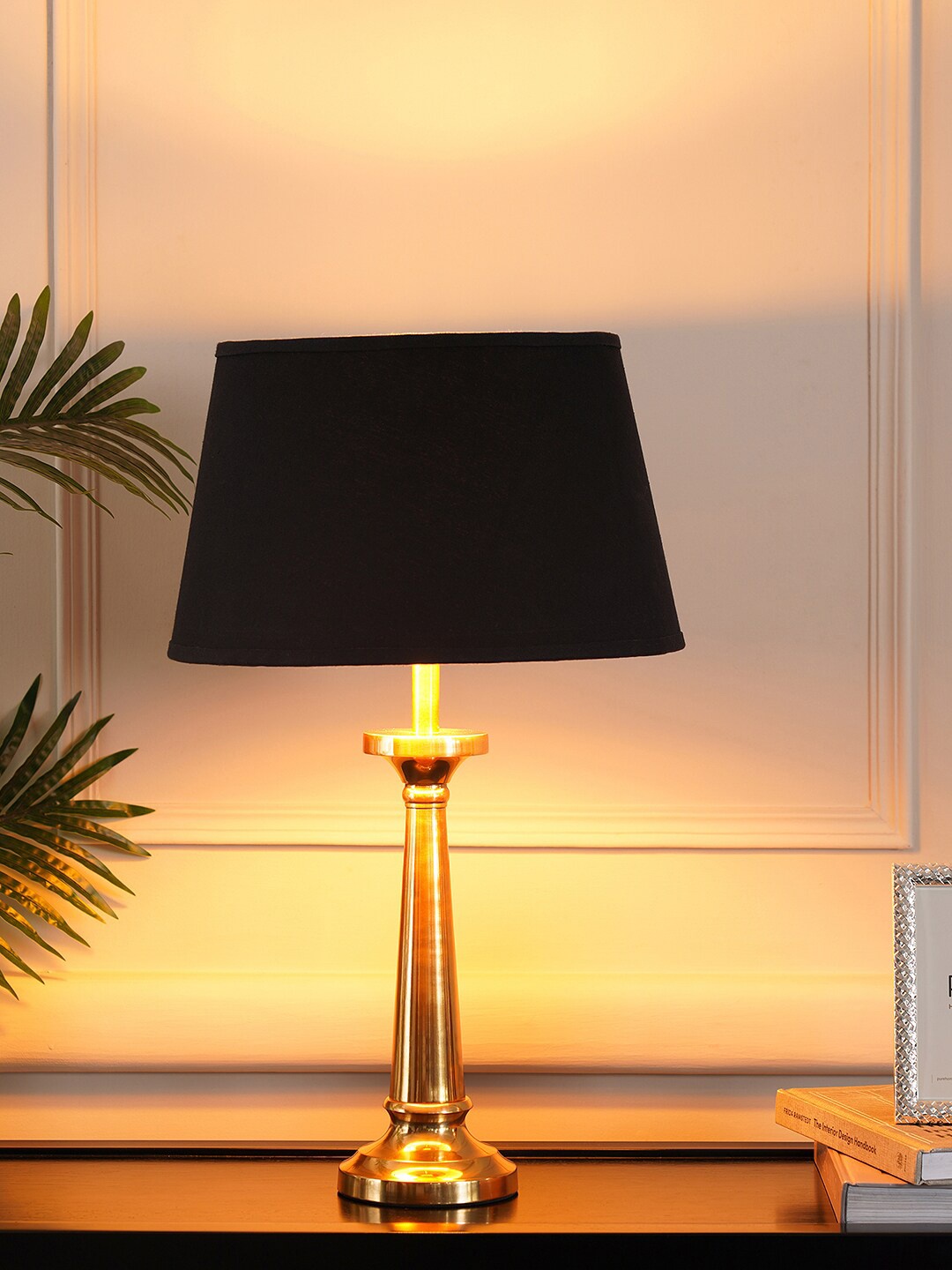 

Pure Home and Living Lina Gold Toned & Black Antique Table Lamp