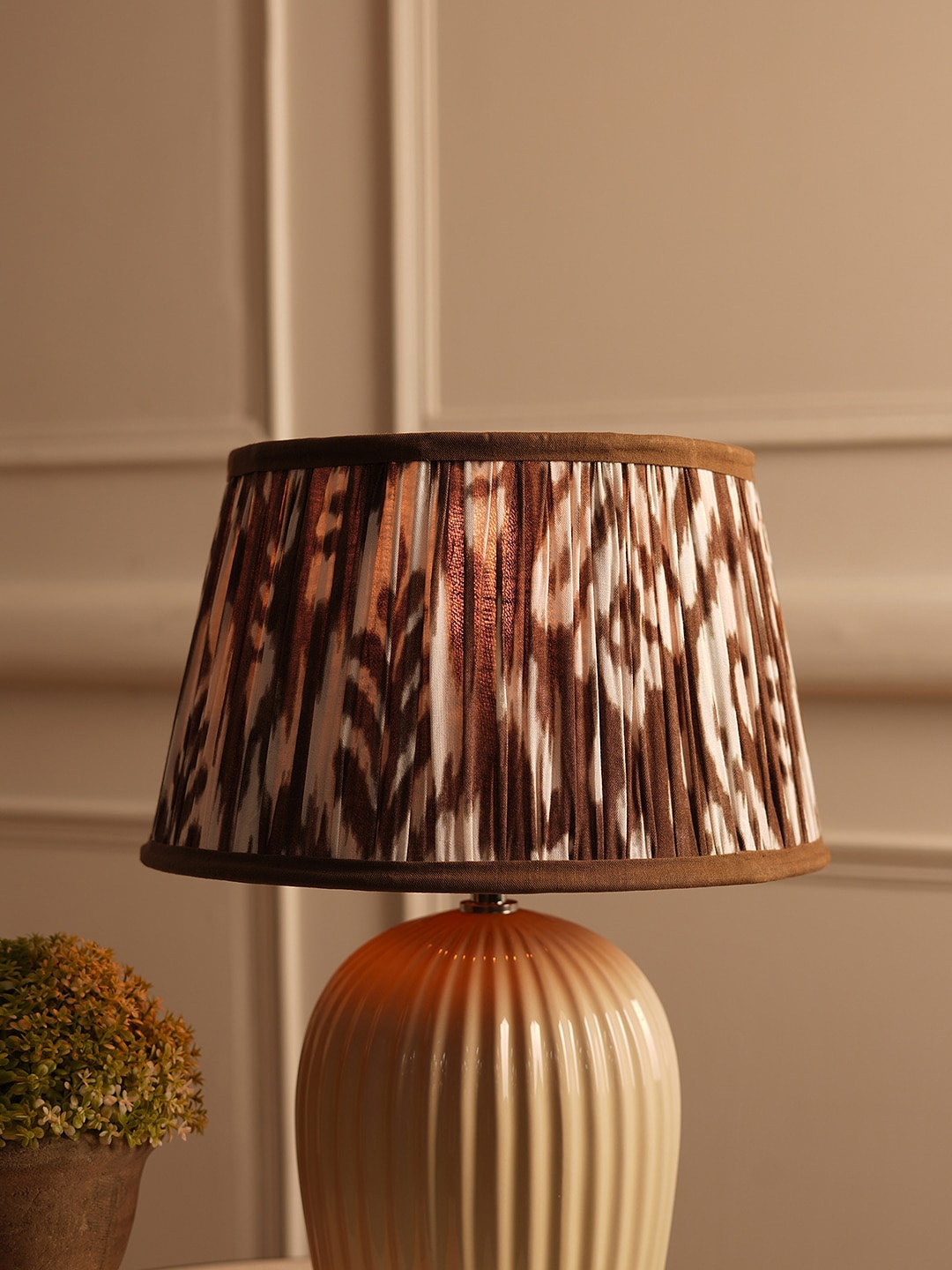 

Pure Home and Living Brown & White Ikkat Printed Pure Cotton Lamp Shade