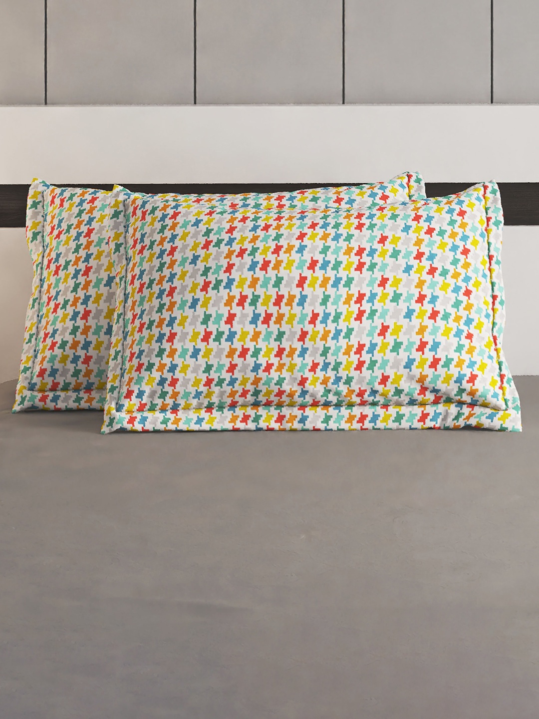 

Home Centre Slate 2PC White & Red Printed Cotton Pillow Covers
