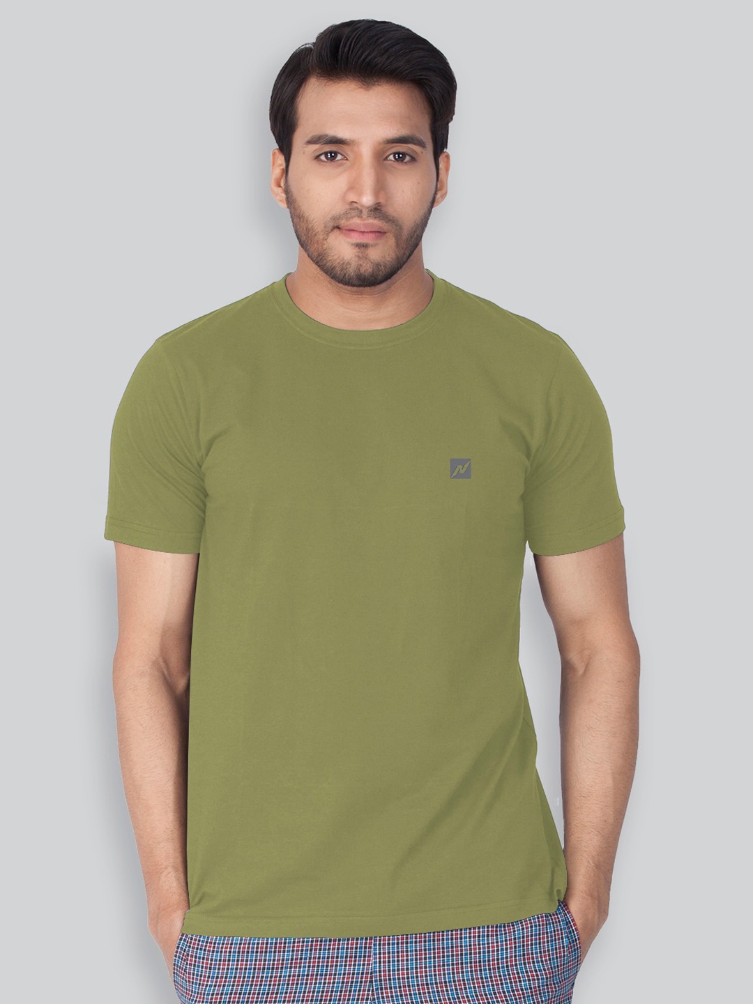 

LUX NITRO Men Green 3 Anti Odour Applique T-shirt