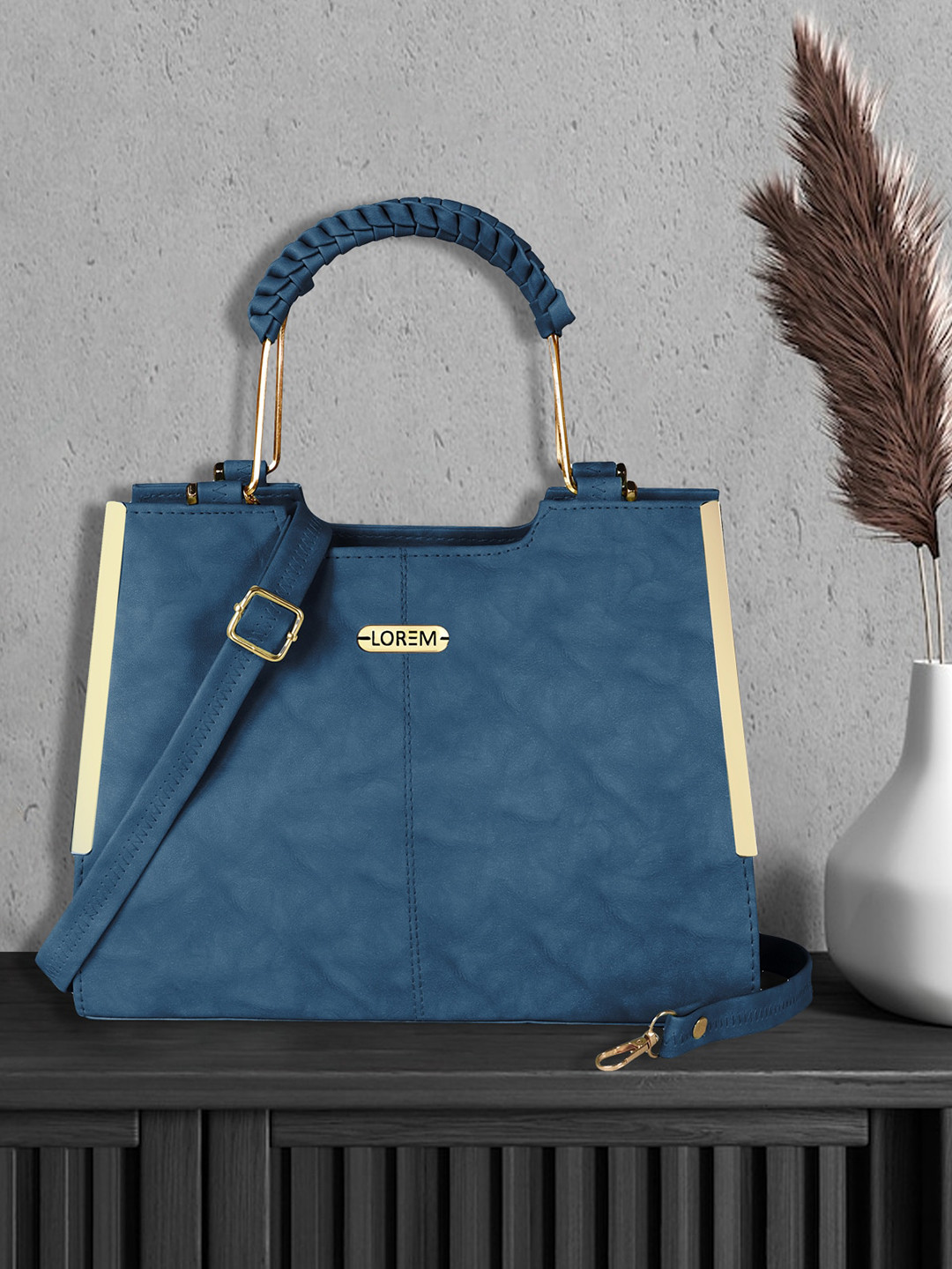

LOREM Structured Handheld Bag, Navy blue