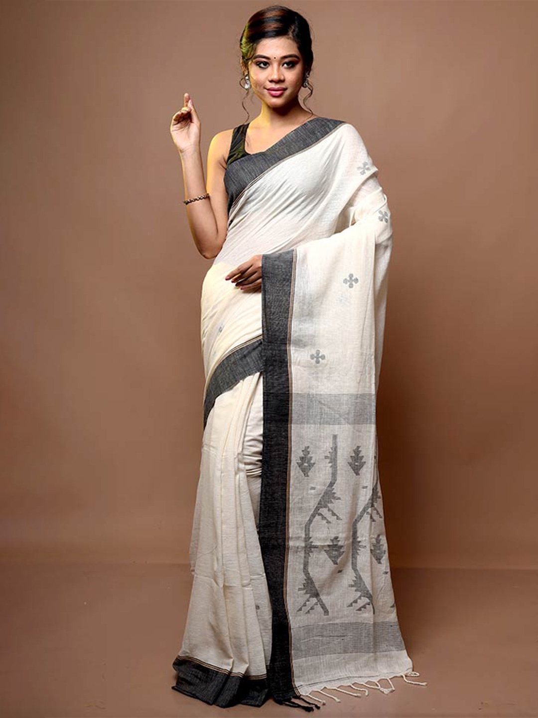 

AllSilks Woven Design Polycotton Saree, White
