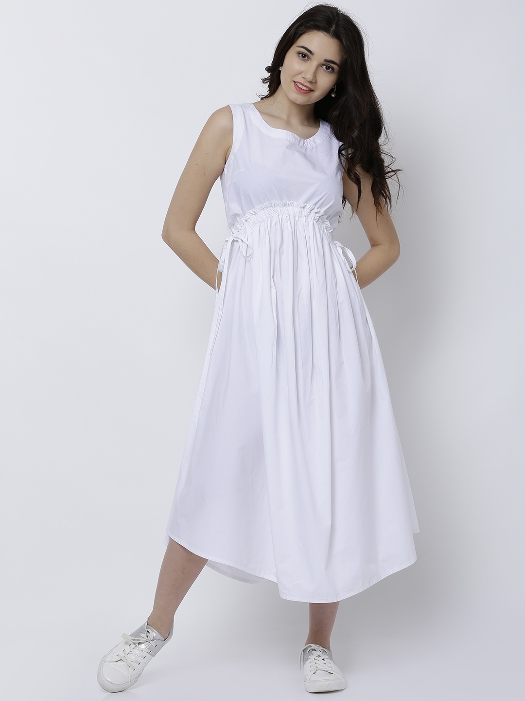 

Tokyo Talkies Women Off-White Solid Fit and Flare Dress