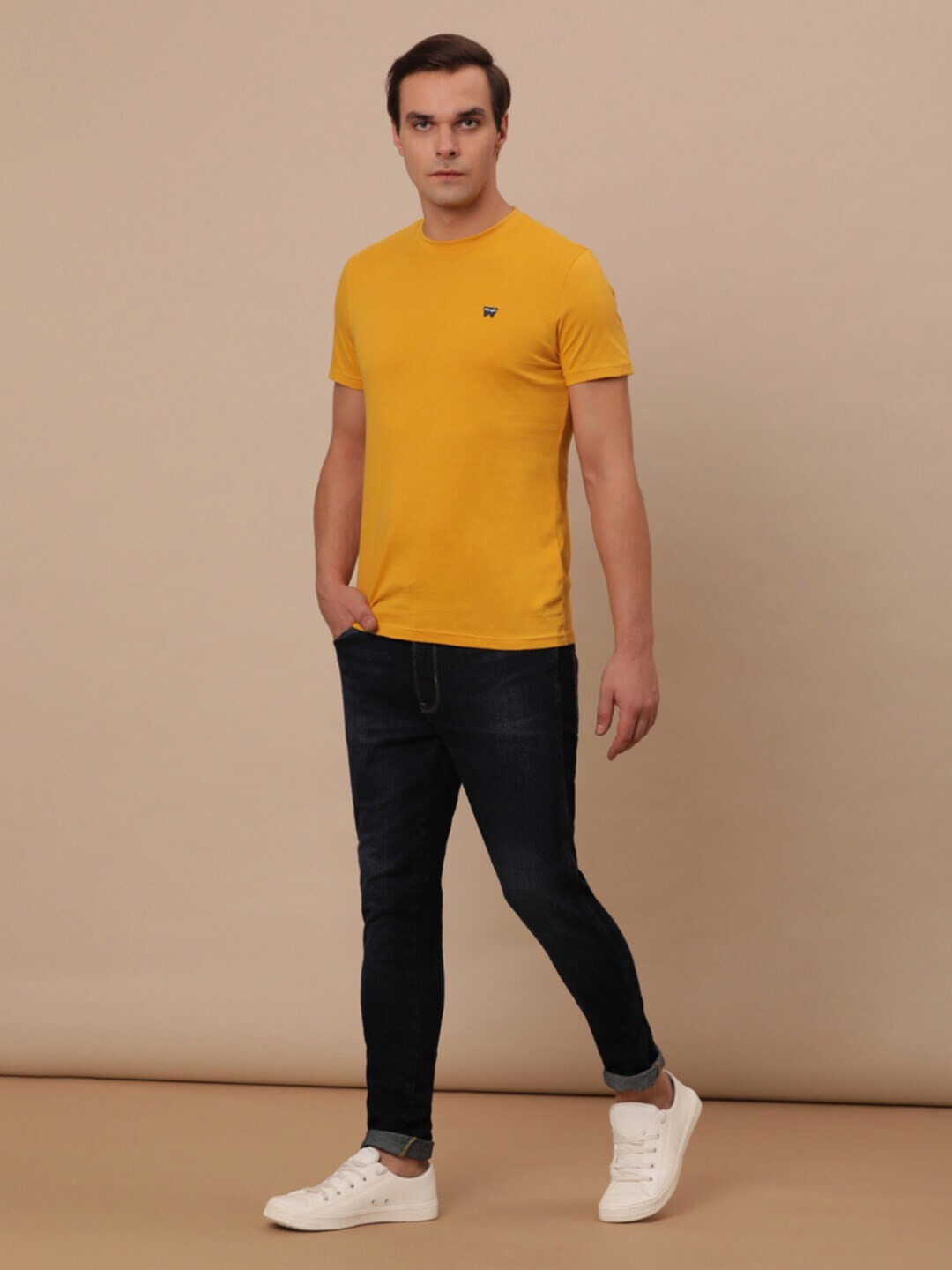 

Wrangler Round Neck Short Sleeves Cotton T-shirt, Yellow