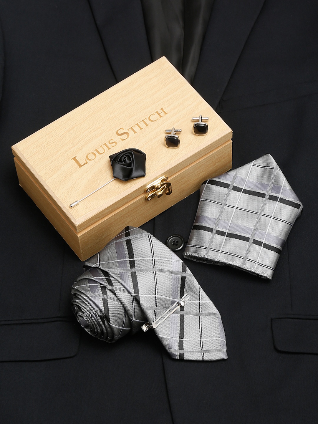 

LOUIS STITCH Men Silk Necktie Accessory Gift Set, Grey