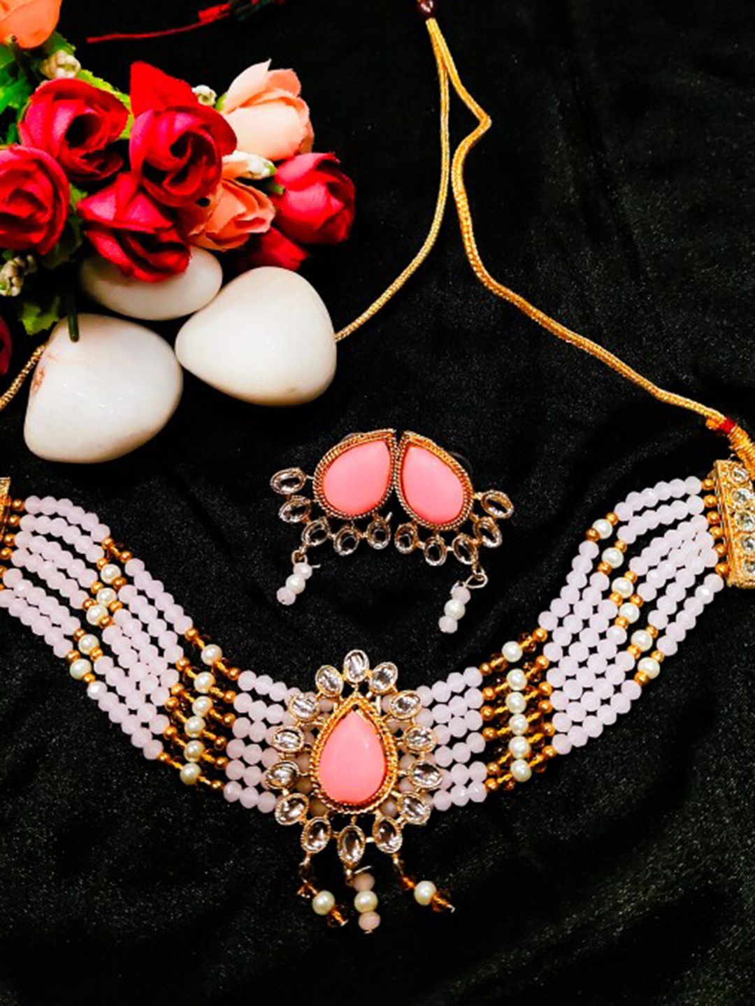 

FEMMIBELLA Gold-Plated Kundan-Studded & Beaded Choker Jewellery Set