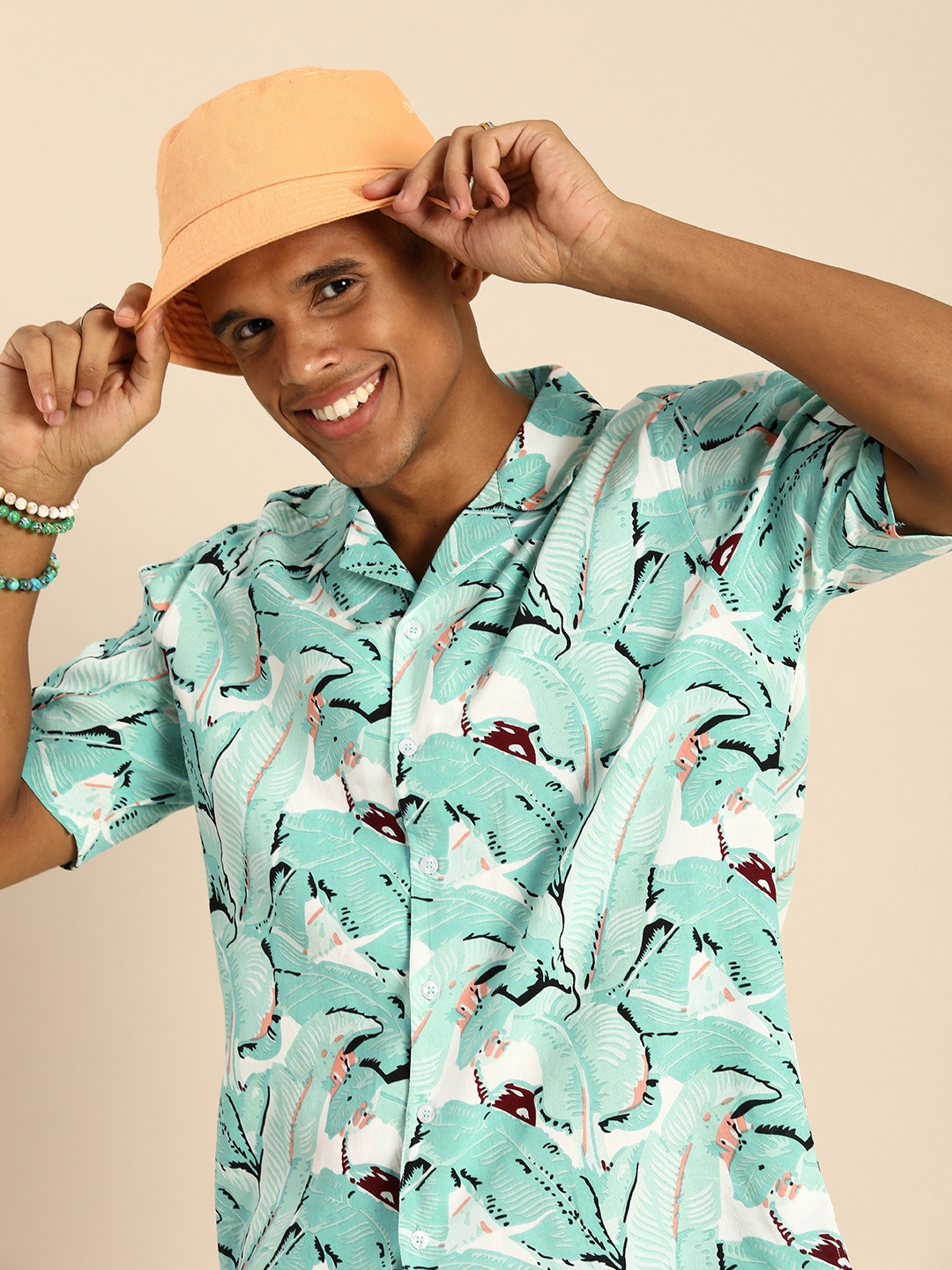 

Sangria Men Comfort Opaque Printed Casual Shirt, Teal
