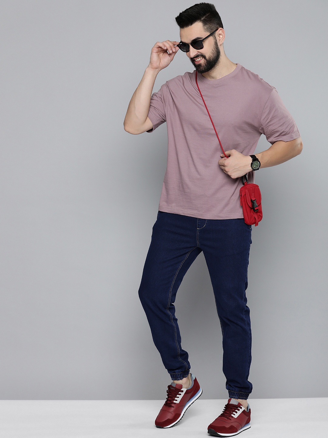 

HERE&NOW Men Relaxed Denim Joggers, Blue