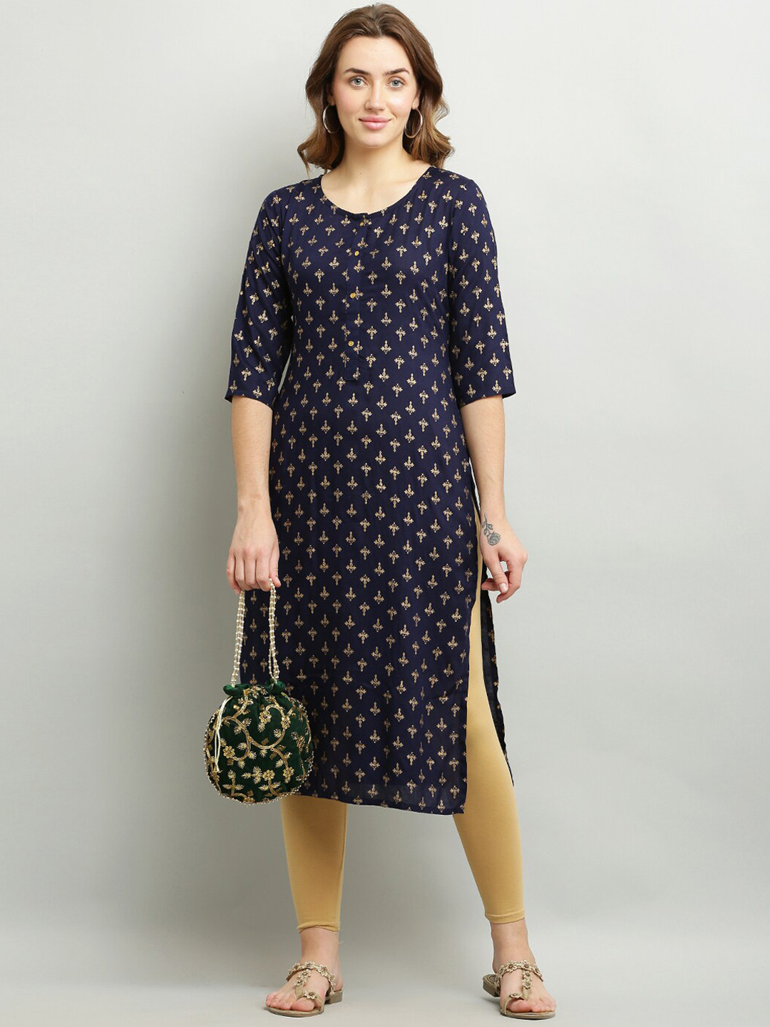 

Waahiba Floral Printed Straight Kurta, Navy blue