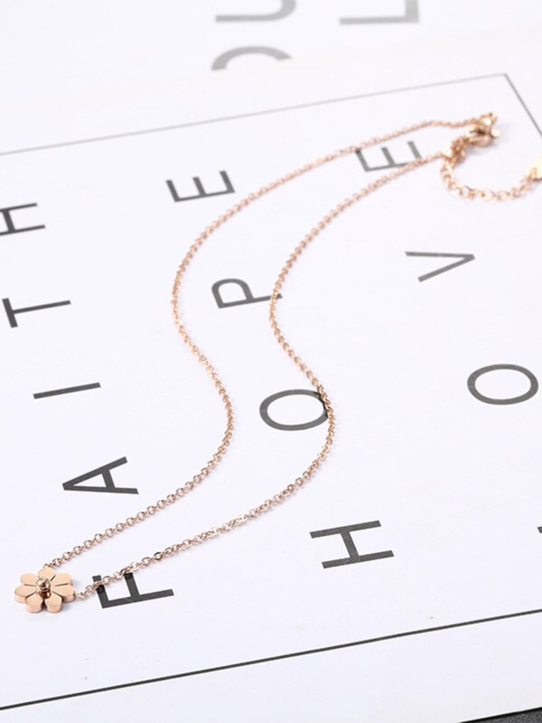 

MYKI Rose Gold-Plated Flower Pendant With Chain