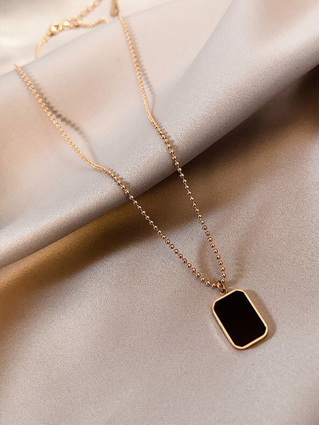 

MYKI Rose Gold-Plated Stone-Studded Rectangle Pendant With Chain