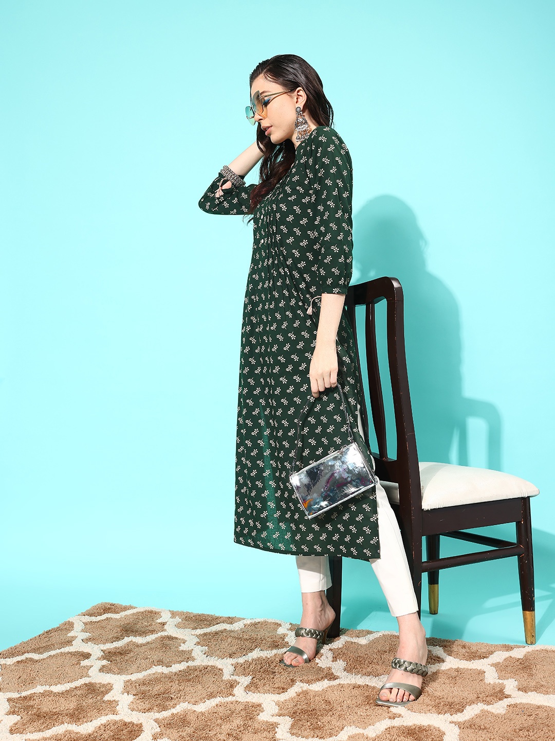 

Nayo Women Green Ethnic Motifs Printed Kurta