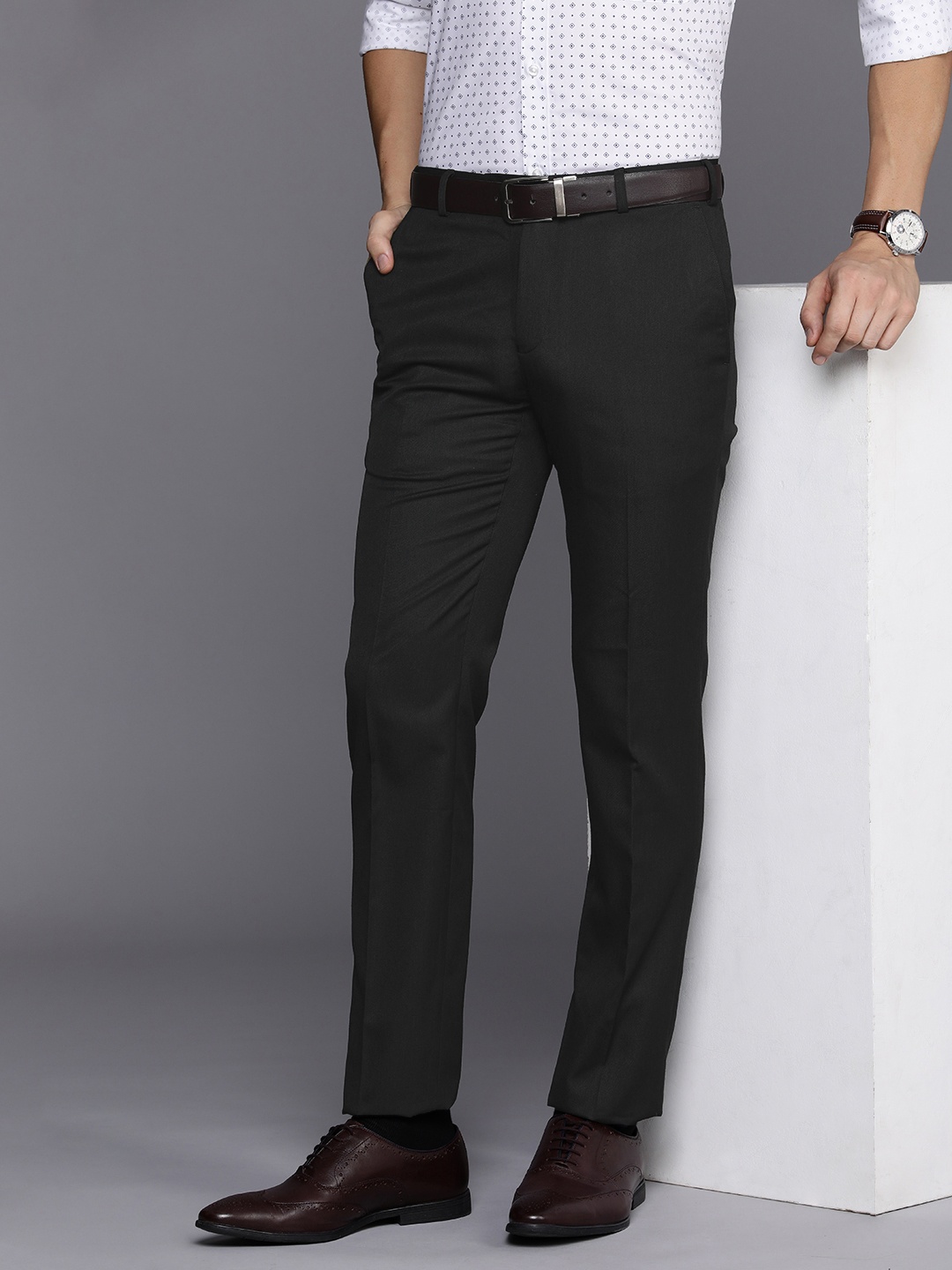 

Raymond Men Flat Front Slim Fit Formal Trousers, Navy blue