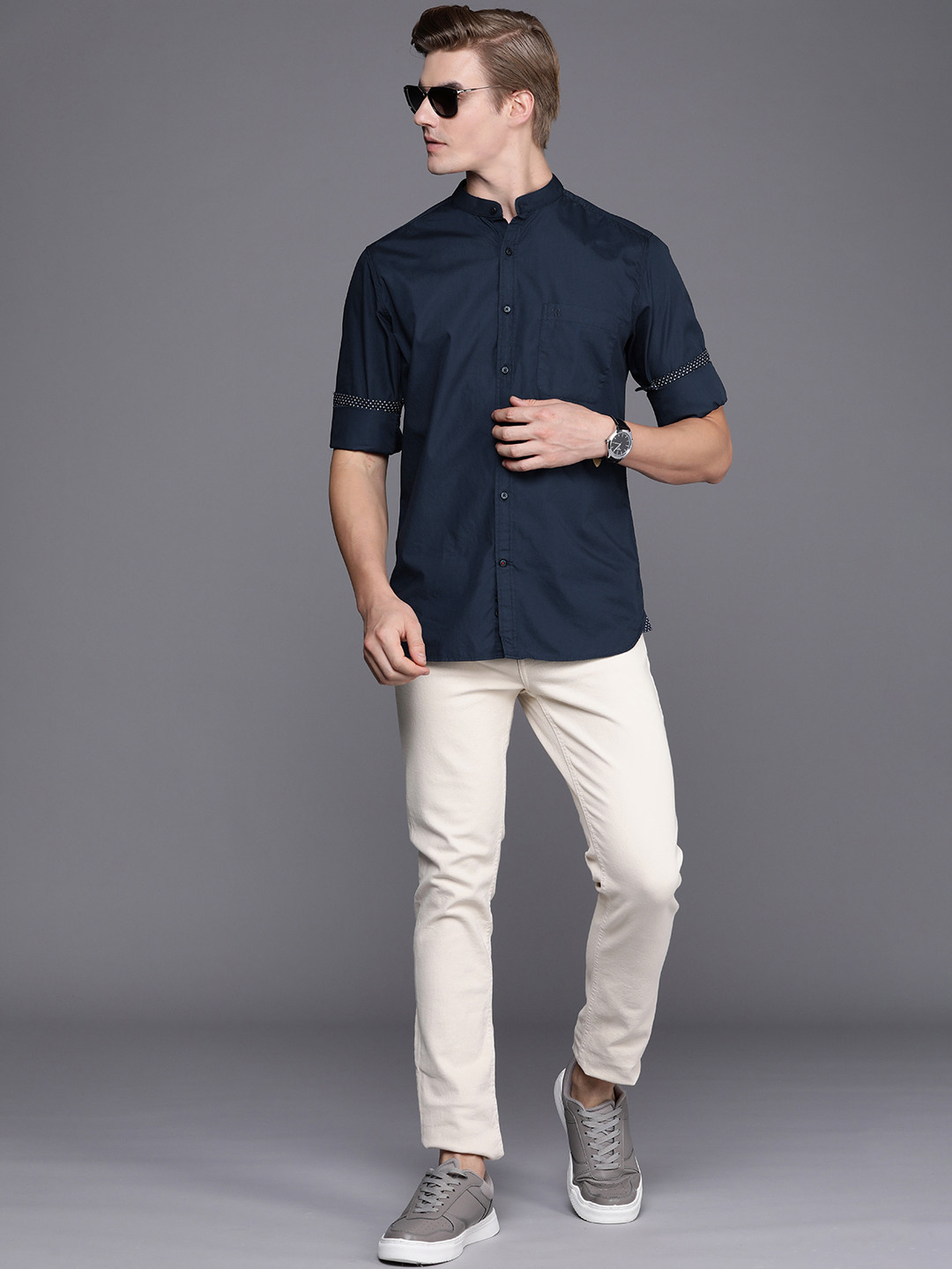 

Raymond Solid Mandarin-Collar Slim Fit Pure Cotton Casual Shirt, Navy blue