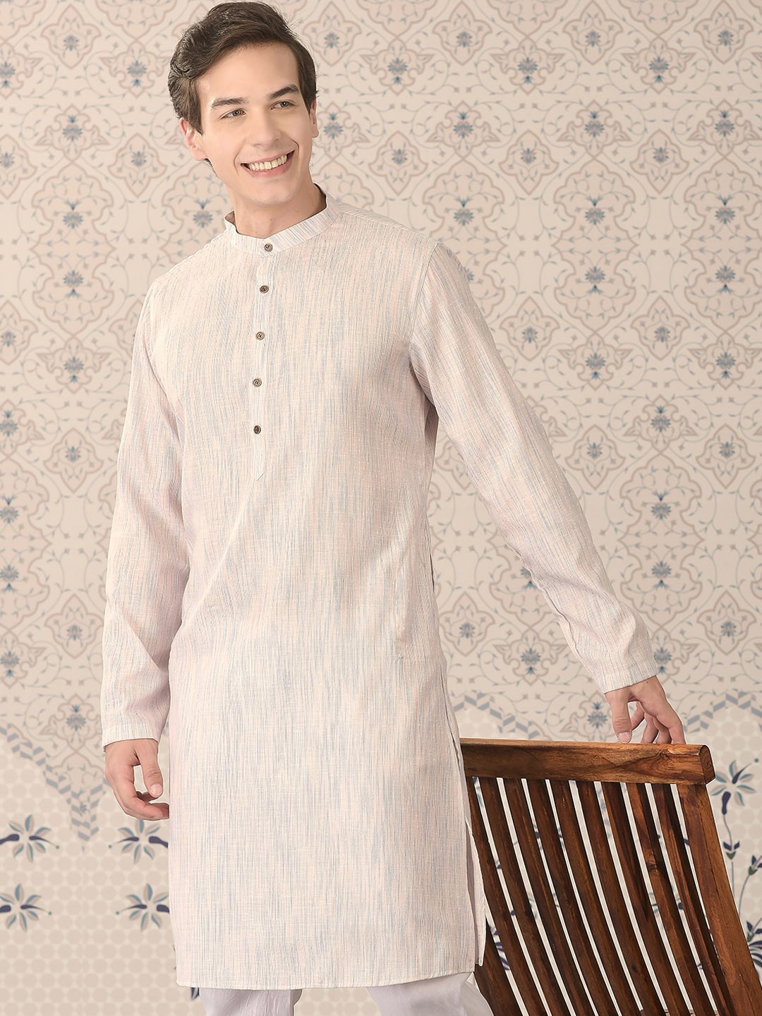 

Ode by House of Pataudi Men Peach-Coloured Mandarin Collar Woven Design Straight Kurta