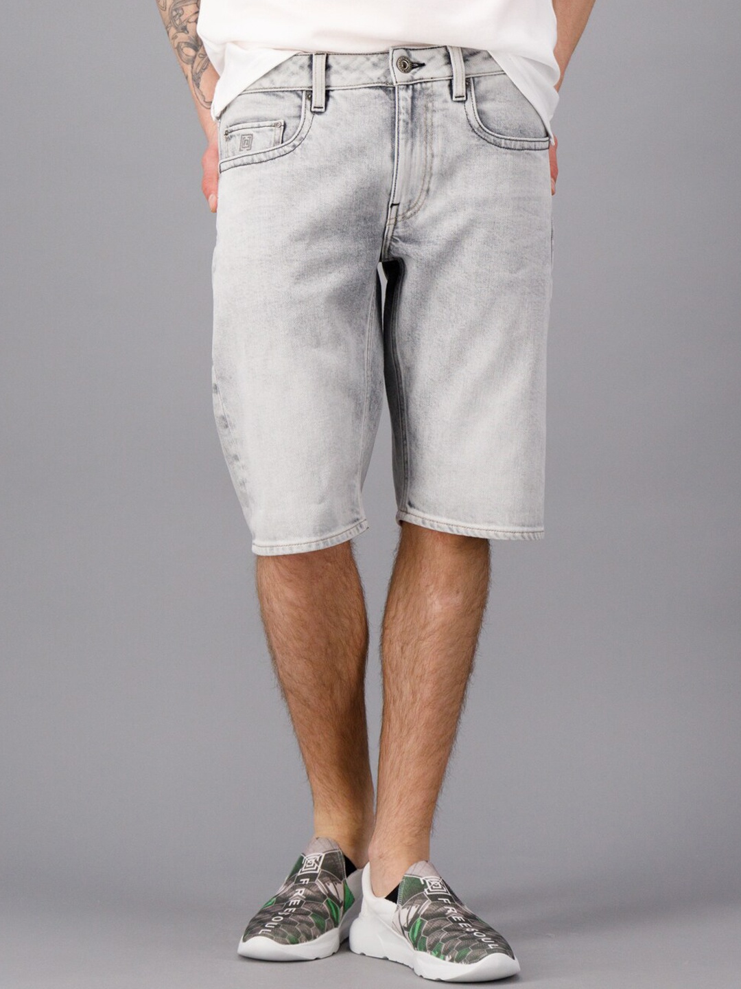 

FREESOUL Men Mid Rise Cotton Chino Shorts, Grey