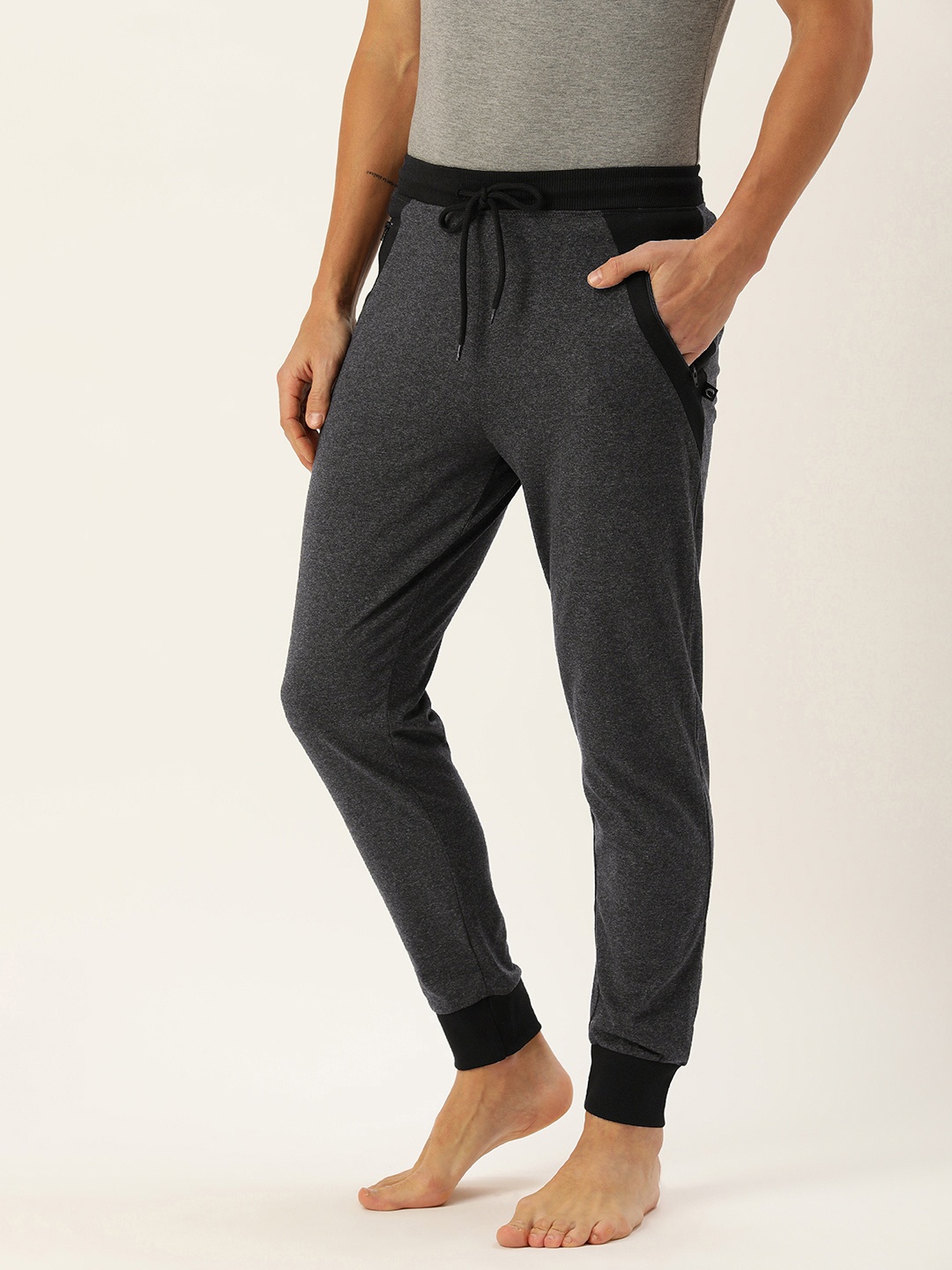 

Chromozome Men Pure Cotton Colourblocked Lounge Joggers, Charcoal