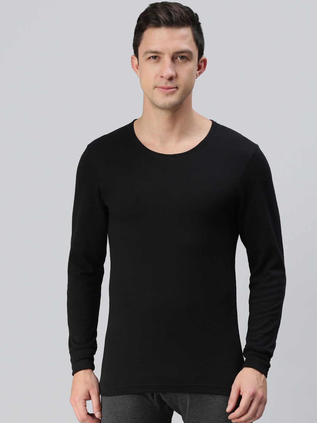 

Macroman M-Series Ultra Soft Thermal Top, Black