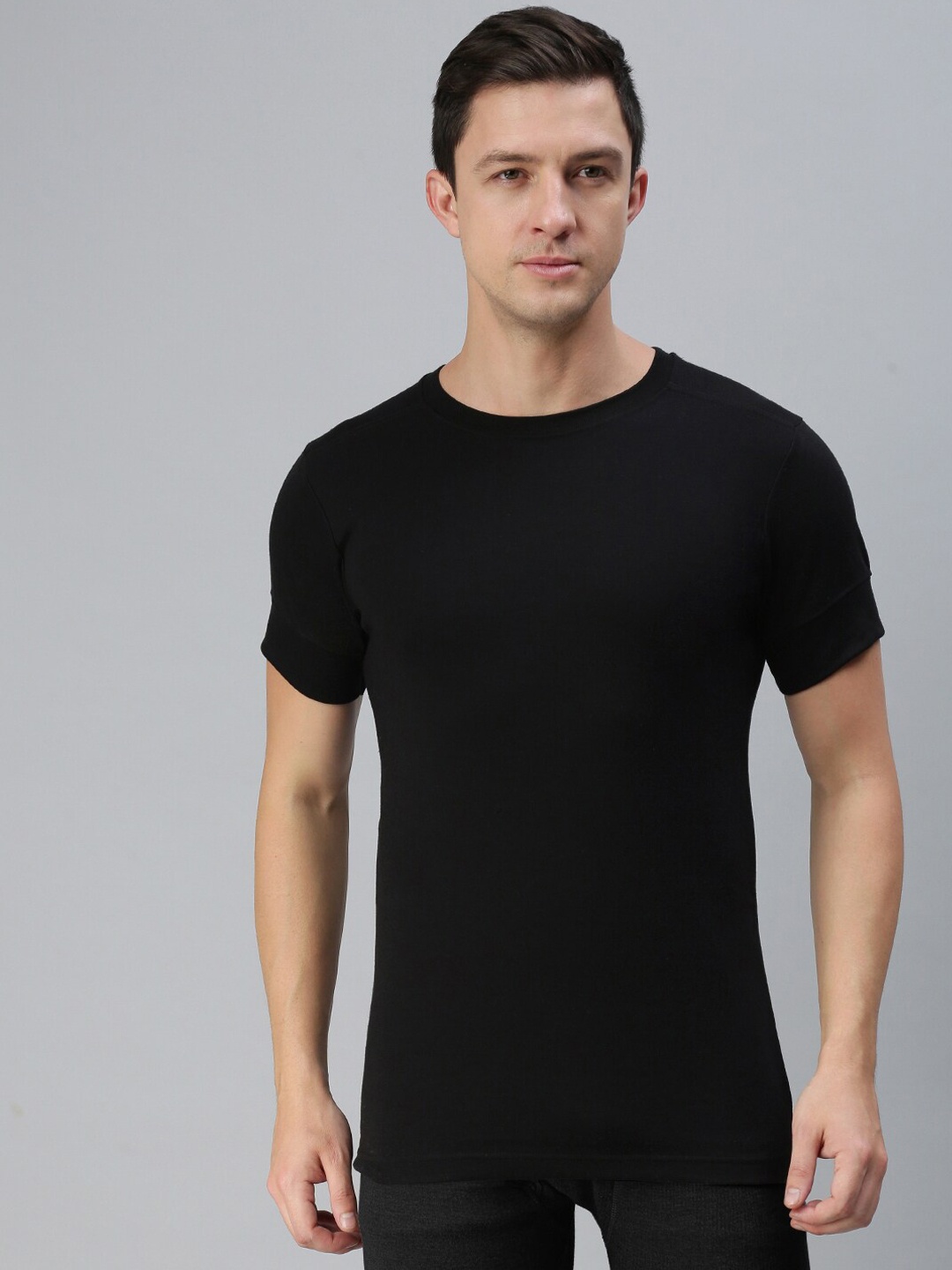 

Macroman M-Series Ultra Soft Thermal Top, Black