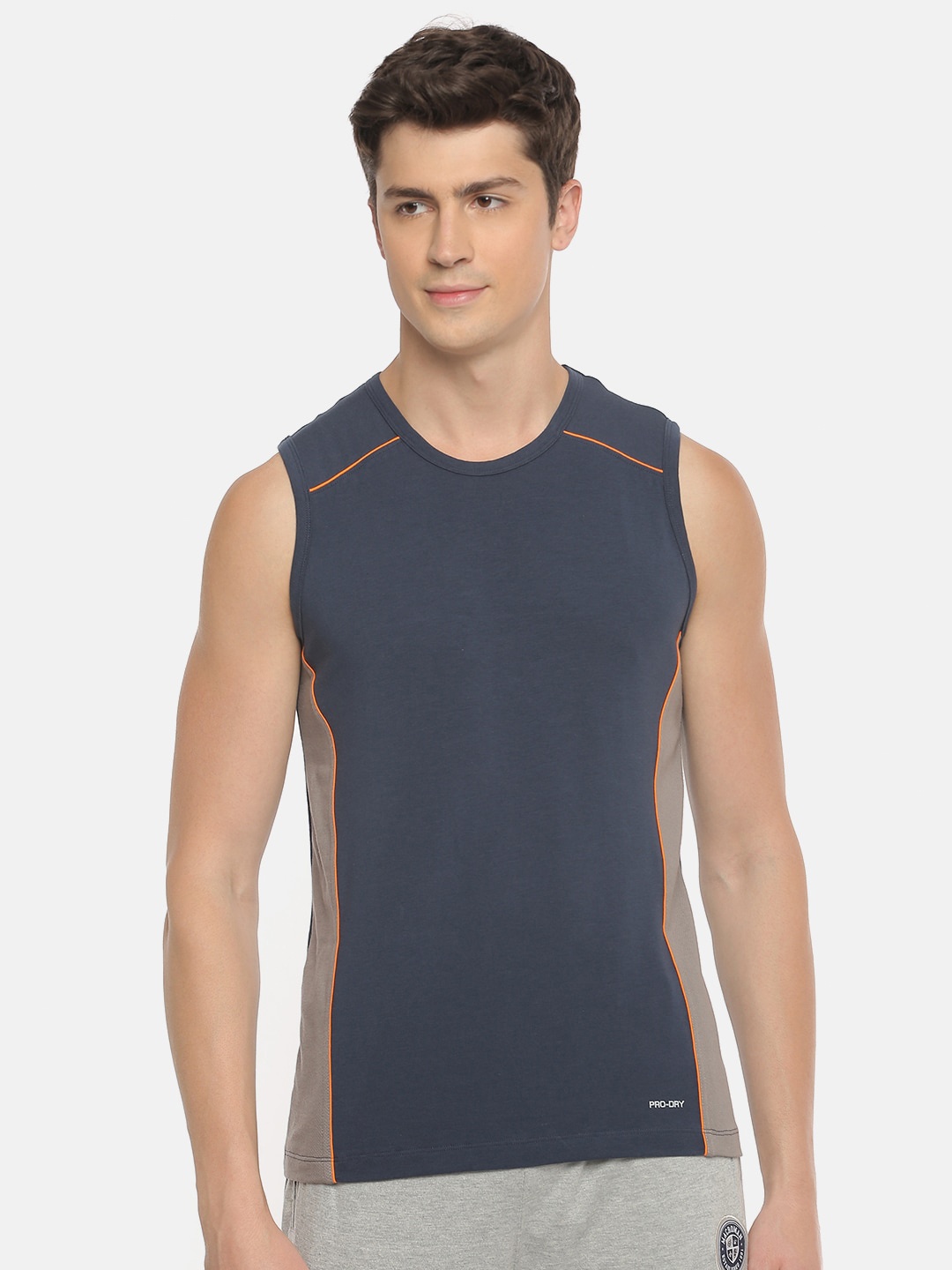 

Macroman M-Series Sleeveless Cotton Sports T-shirt, Grey