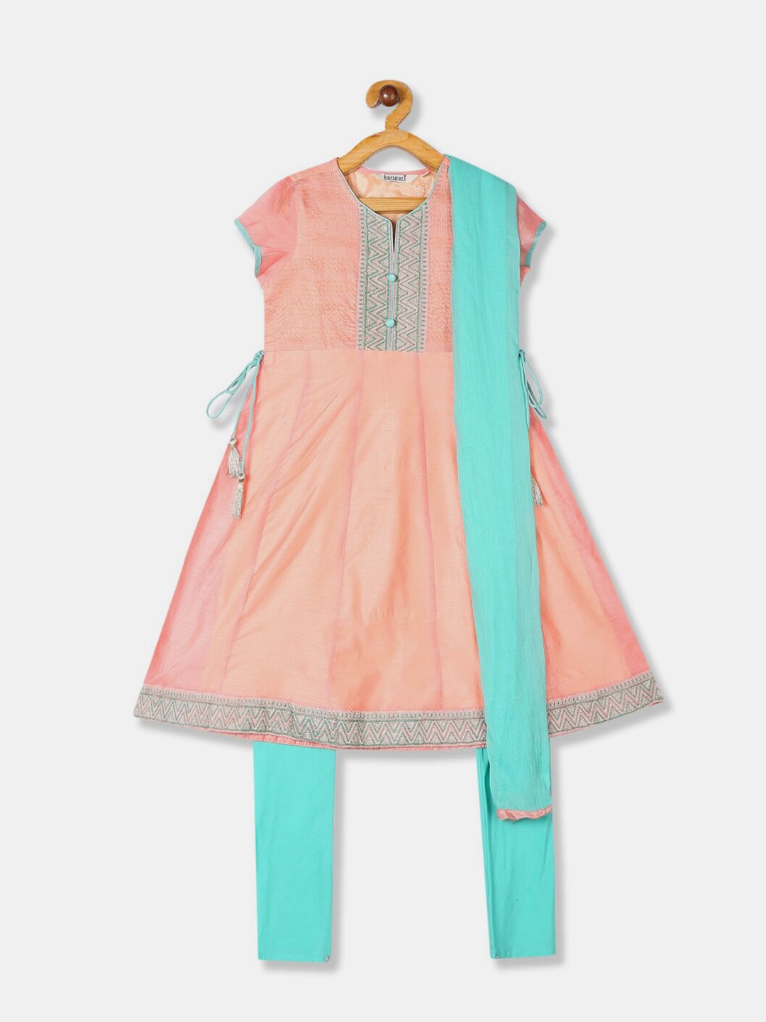 

V-Mart Chevron Printed A-Line Kurta With Leggings & Dupatta, Peach