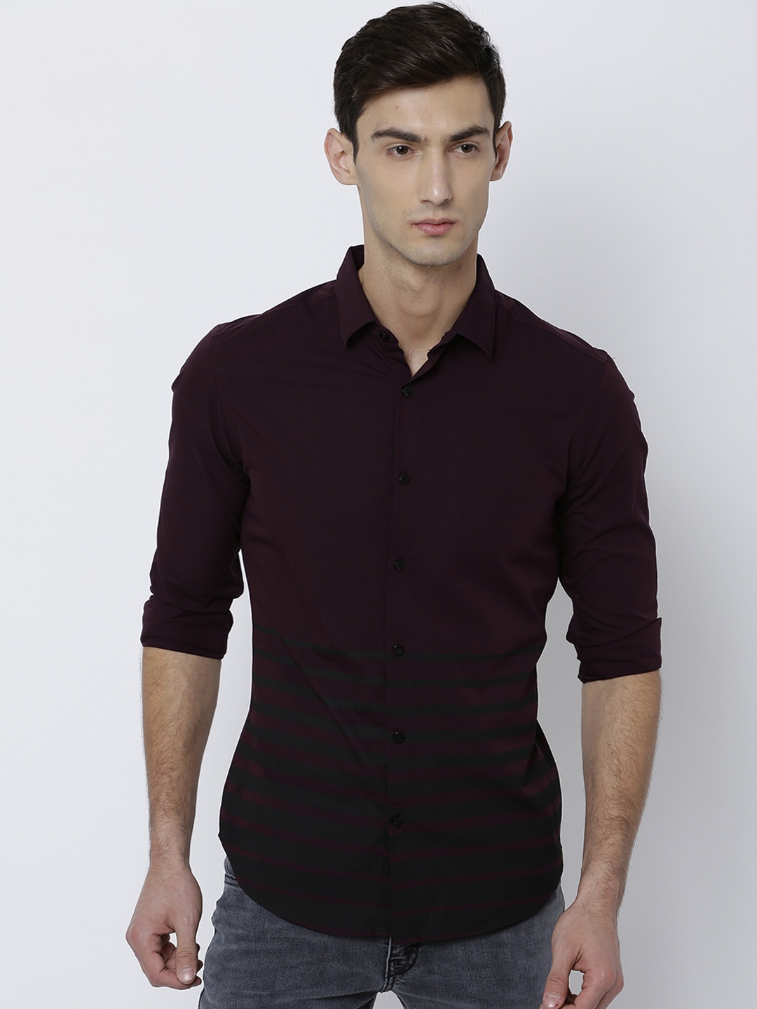 

Black coffee Men Maroon Slim Fit Striped Casual Shirt