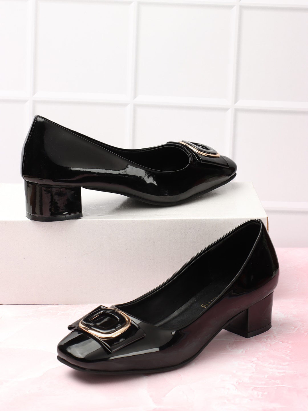

DressBerry Black Embellished Block Heel Pumps