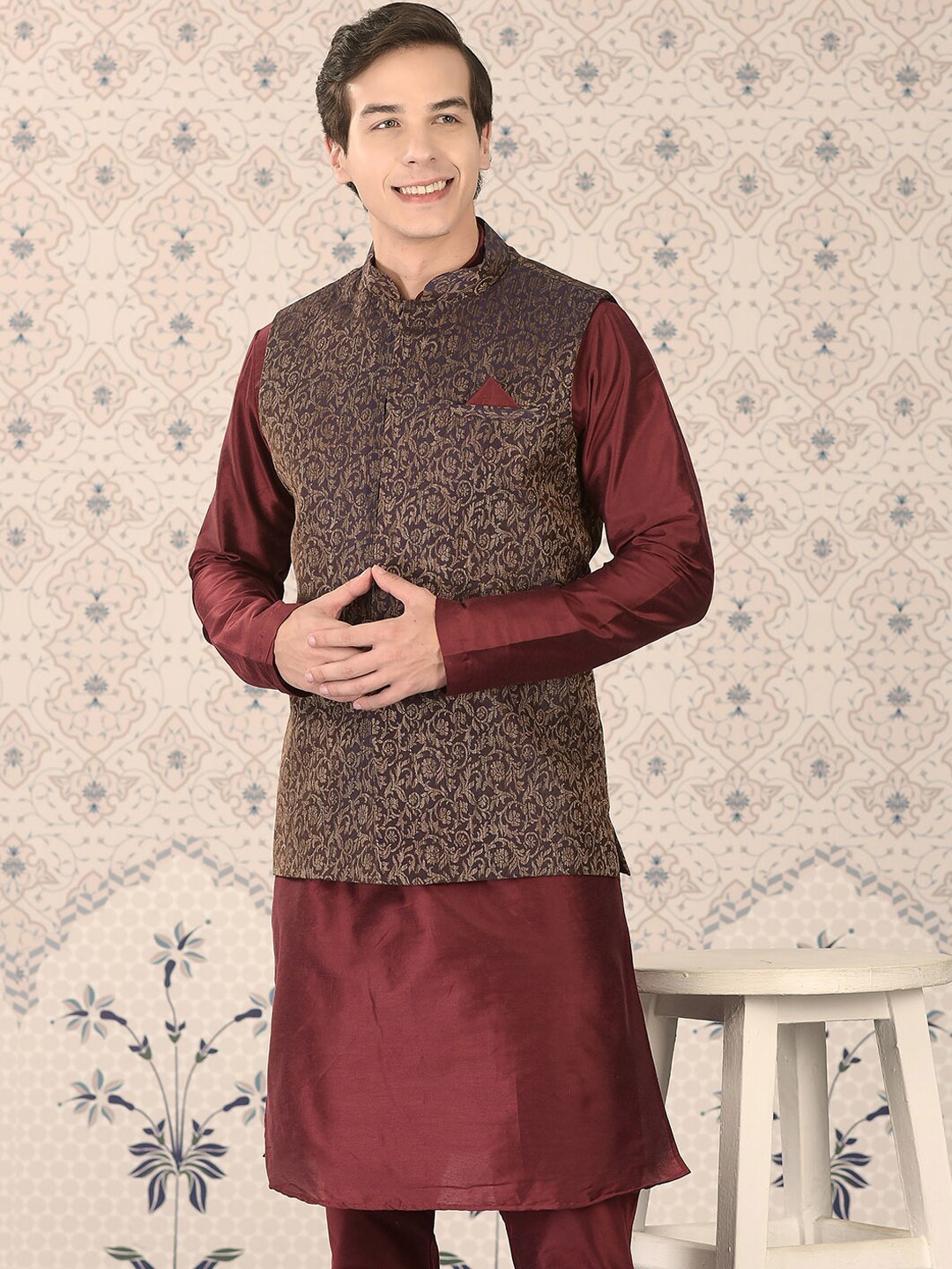 

Ode by House of Pataudi Woven Design Nehru Jacket, Navy blue