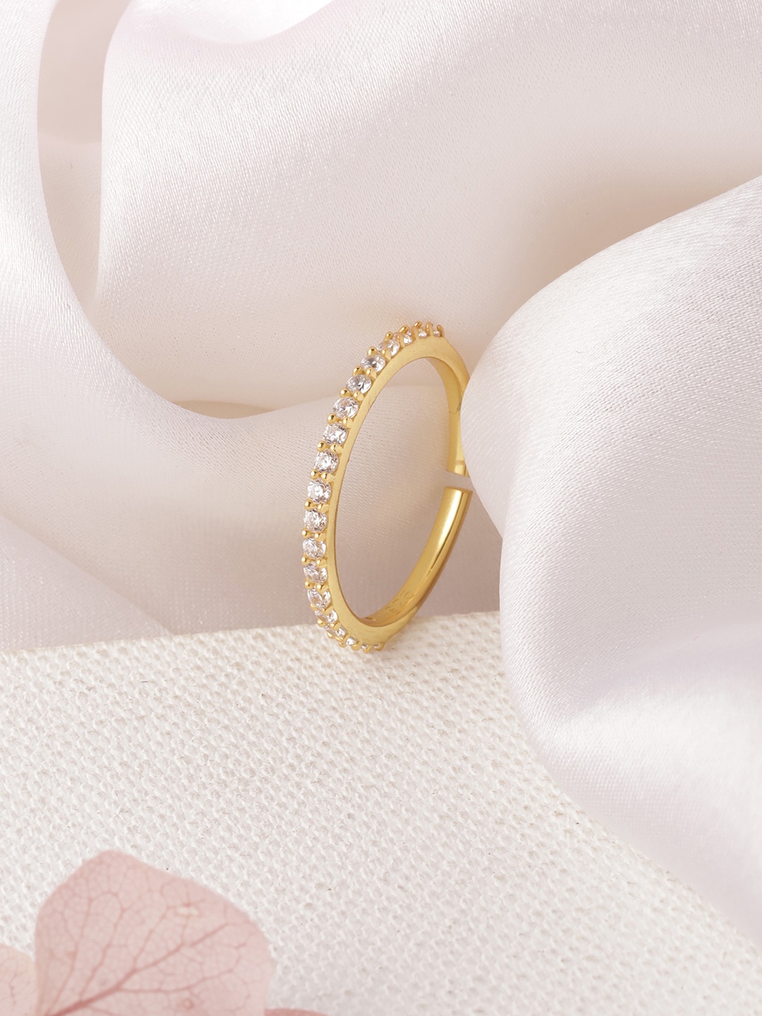 

Zavya 925 Pure Silver Gold Plated Finger Ring