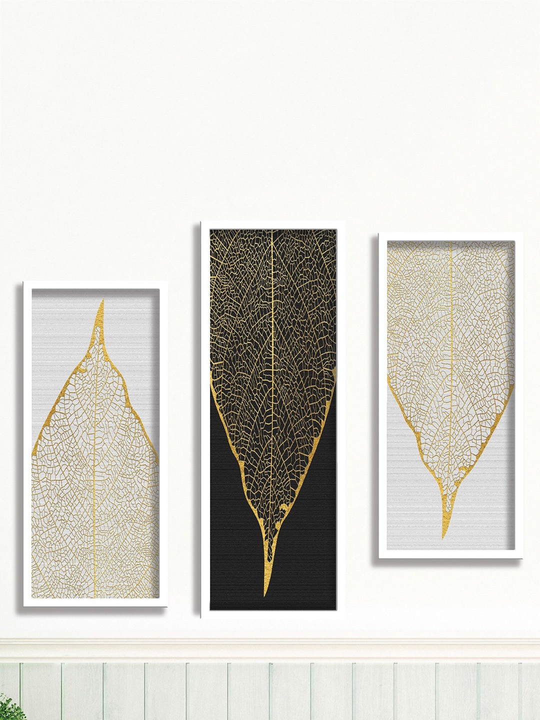 

SAF Gold-Colored & White 3 Pieces UV Coated Framed Wall Art, Black