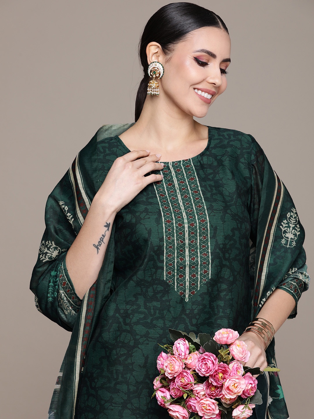 

Anouk Women Green Printed Regular Kurta with Trousers