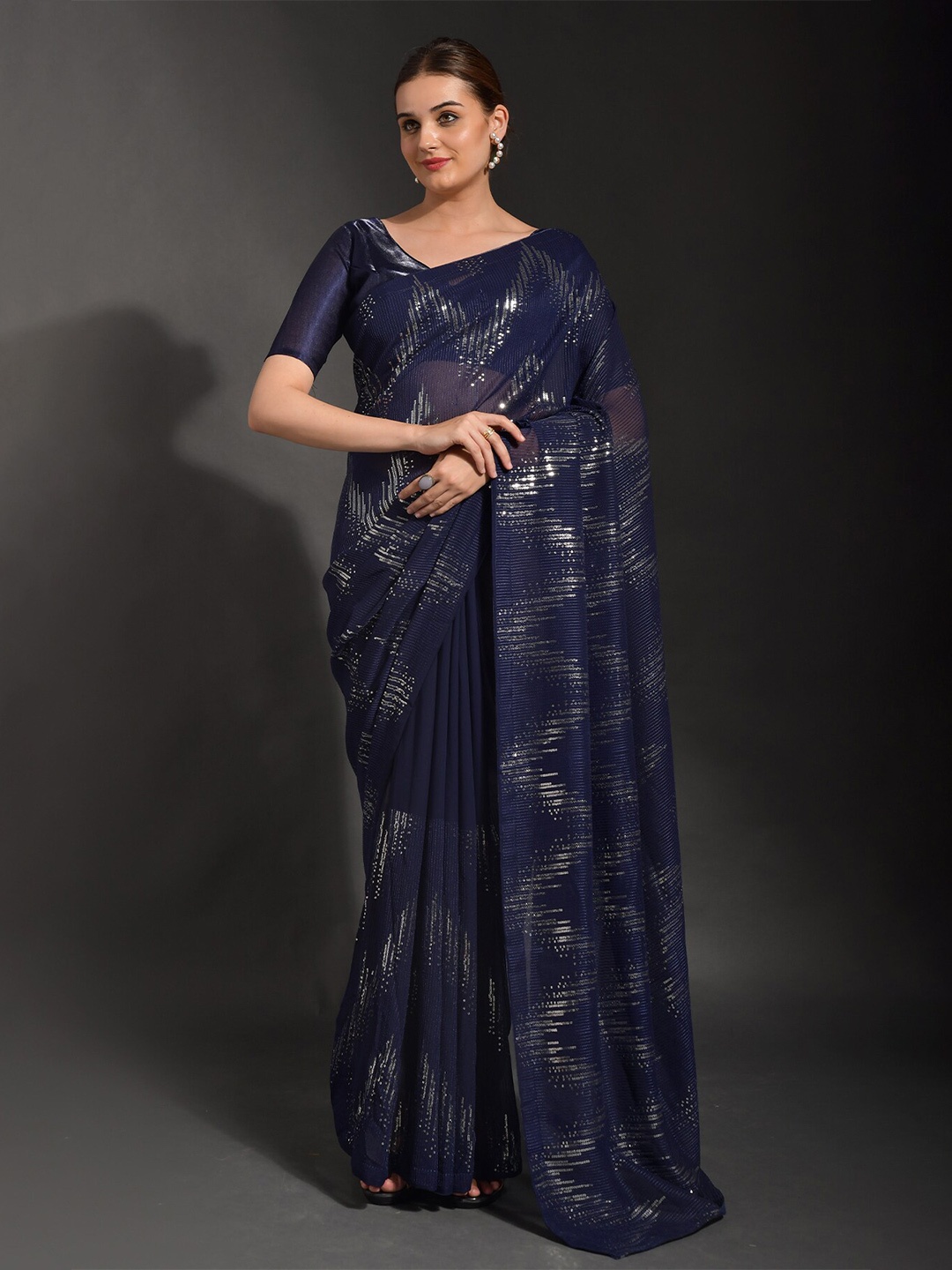

AVANSHEE Embellished Sequinned Pure Georgette Saree, Blue