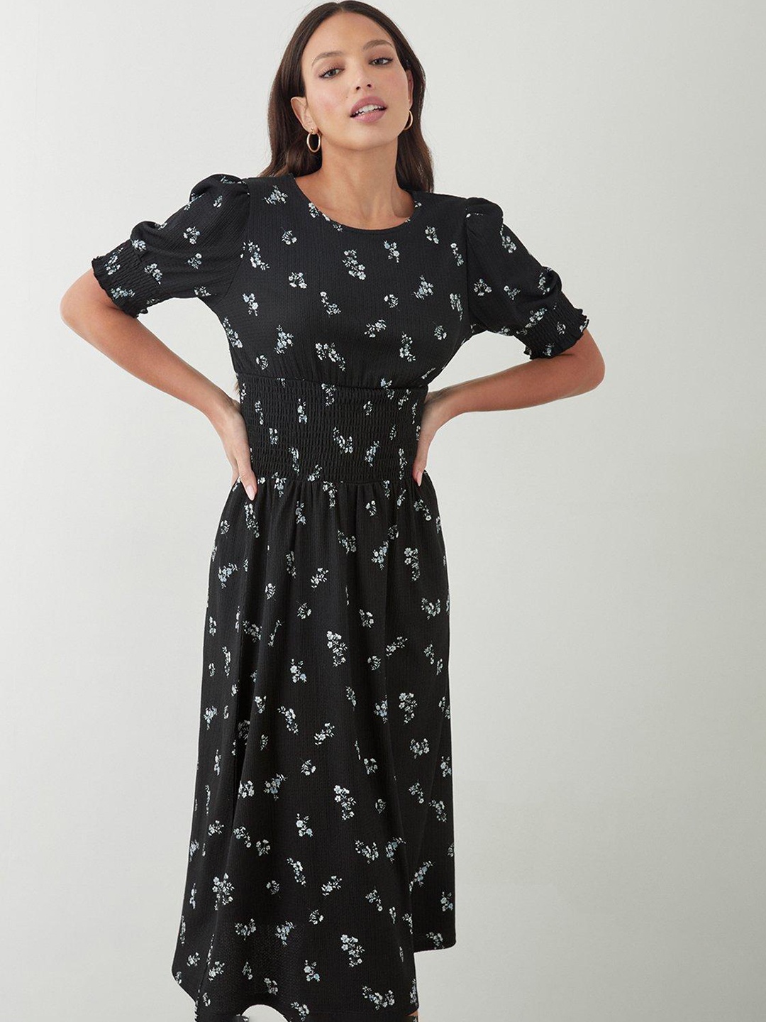 

DOROTHY PERKINS Smocked Waist Floral Print Puff Sleeves A-Line Midi Dress, Black
