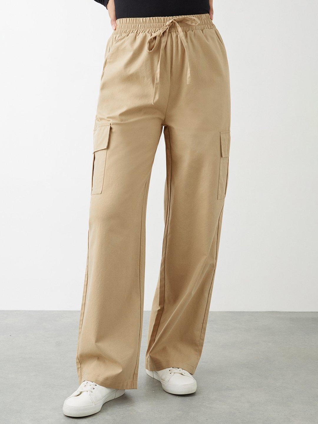 

DOROTHY PERKINS Women High-Rise Wide Leg Cargos Trousers, Beige