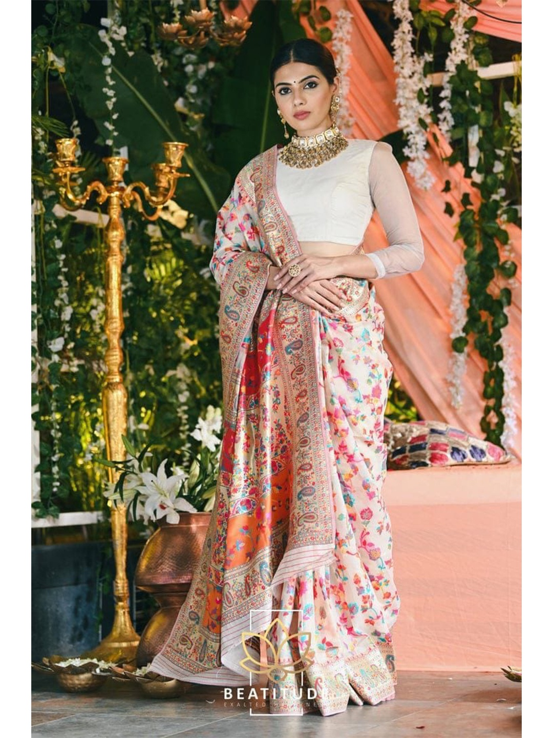 

MORLY Floral Woven Design Zari Kanjeevaram Saree, Cream