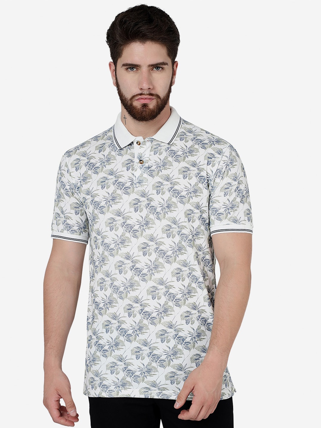 

Greenfibre Men White Floral Printed Polo Collar Tropical Pockets Slim Fit T-shirt