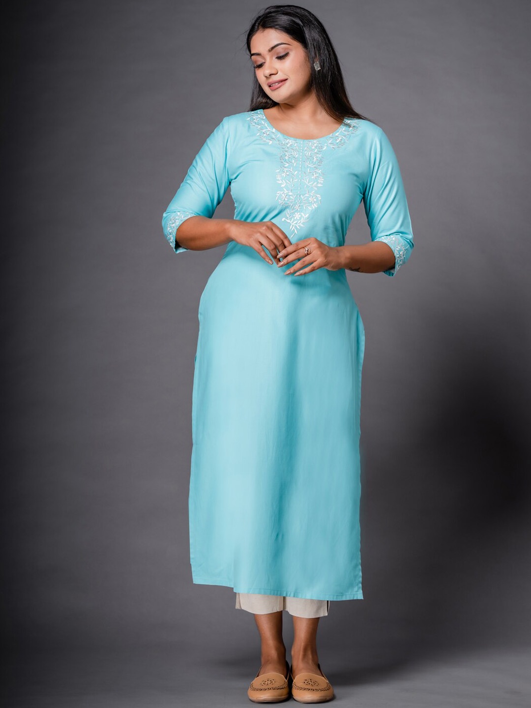 

Vismay Floral Yoke Design Thread Work Straight Kurta, Blue