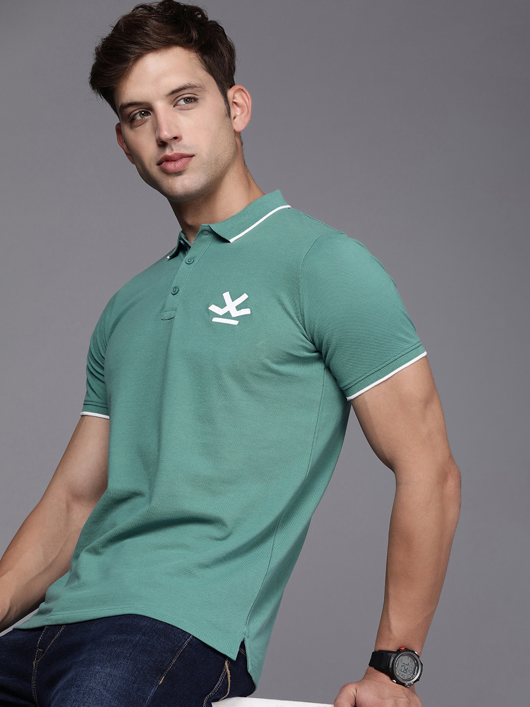 

WROGN Men Solid Polo Collar T-shirt, Green