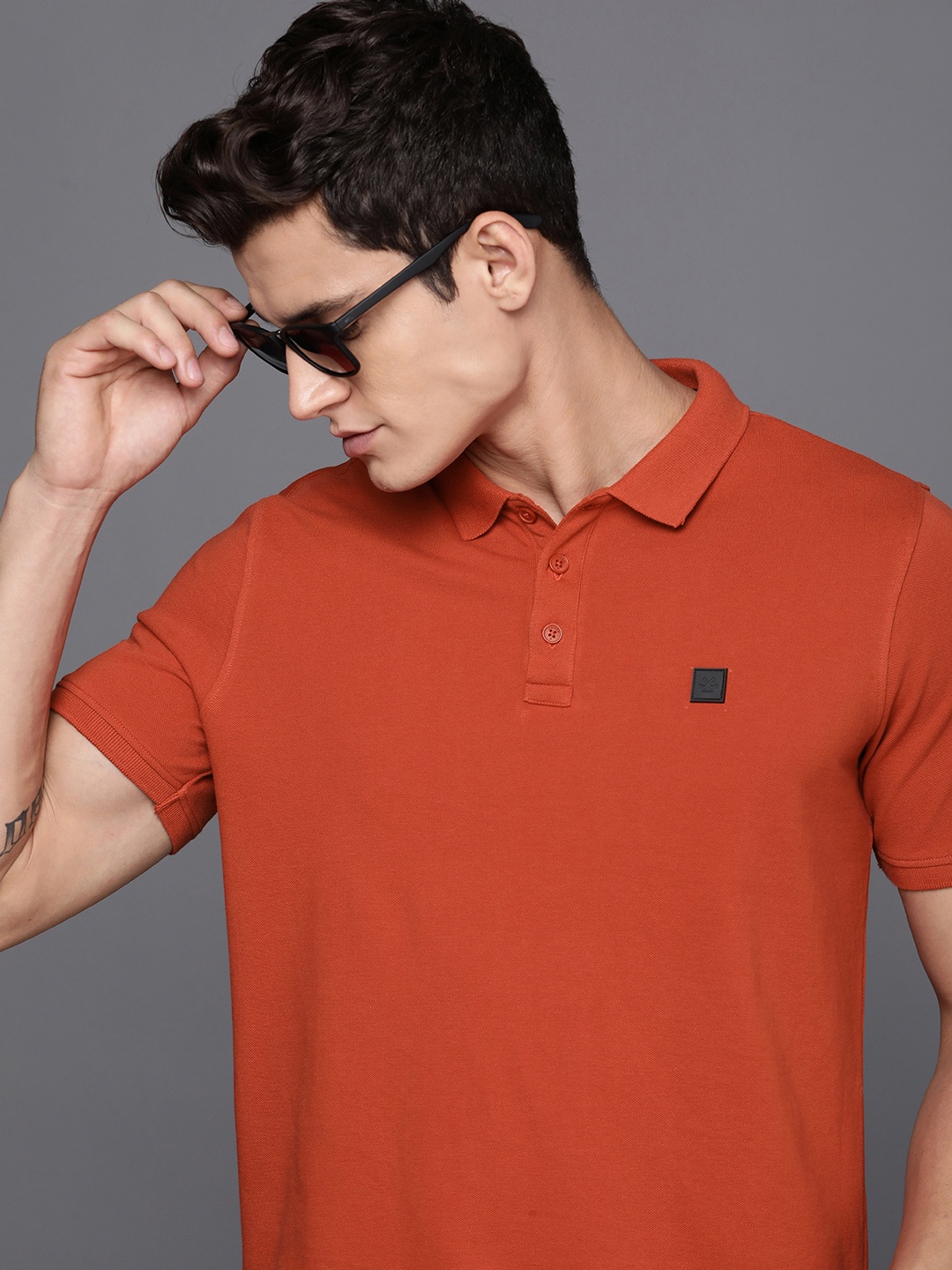 

WROGN Men Polo Collar Pure Cotton Applique Slim Fit T-shirt, Rust