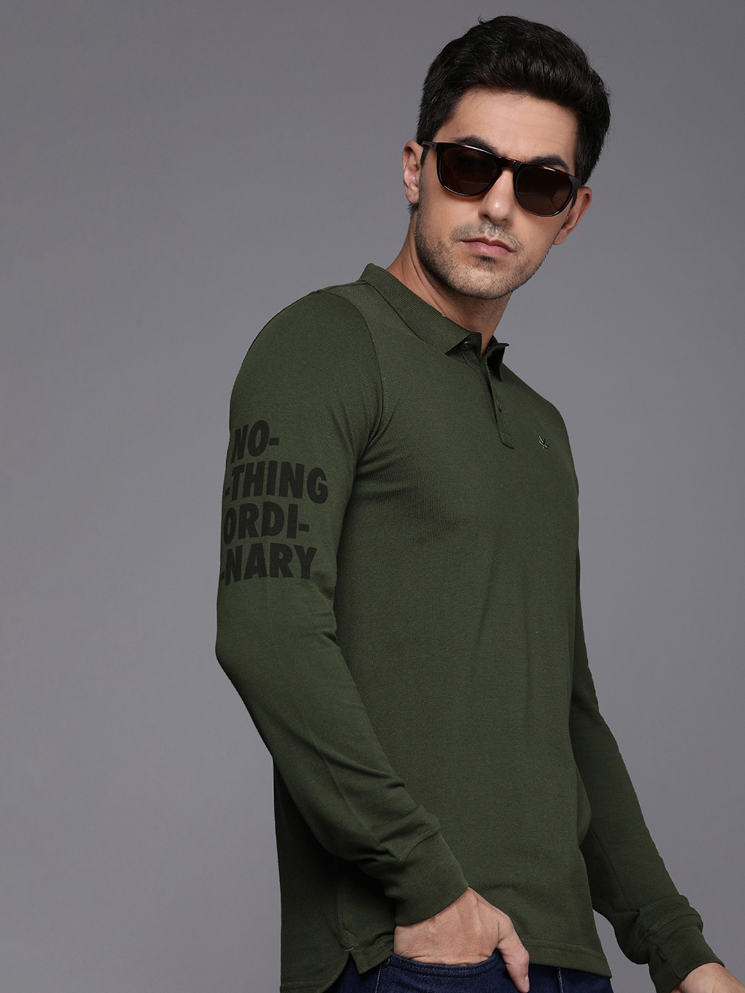 

WROGN Men Polo Collar Slim Fit T-shirt With Typography Detail, Olive