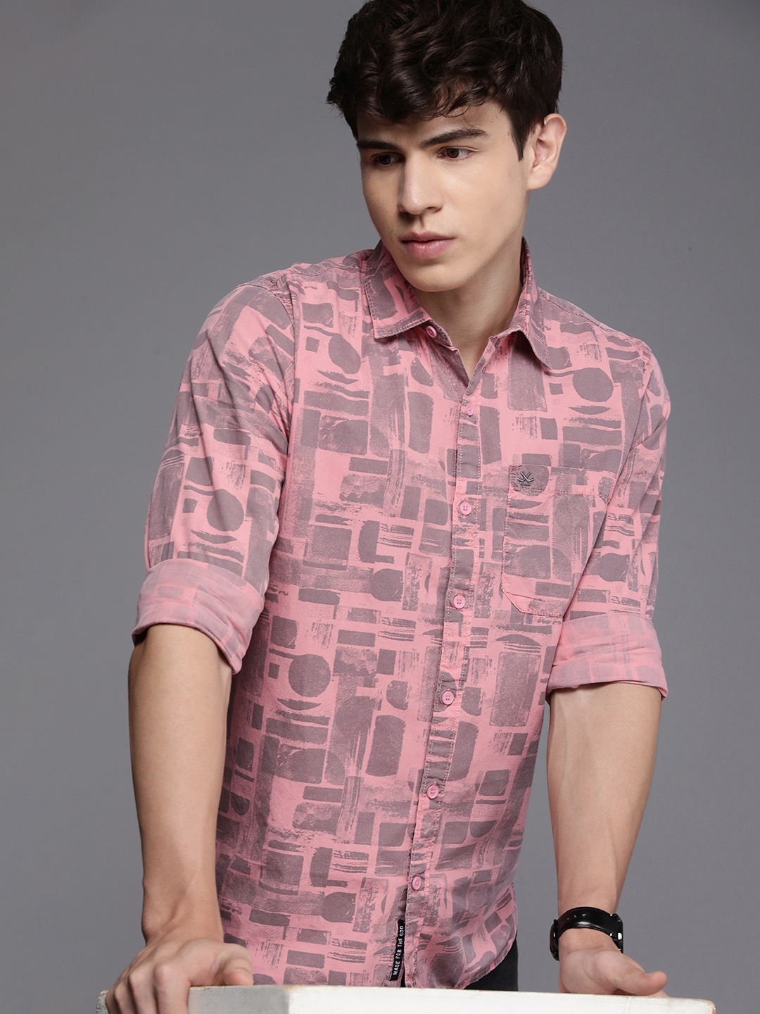 

Men Slim Fit Printed Pure Cotton Casual Shirt, Pink