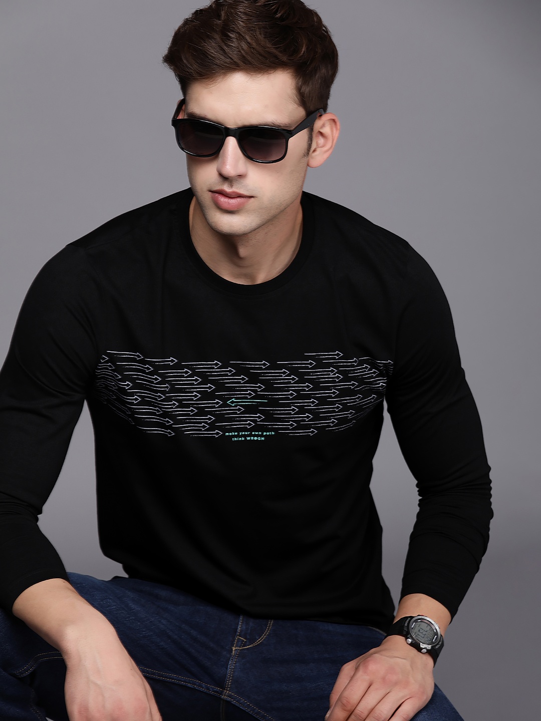

WROGN Men Geometric Printed T-shirt, Black