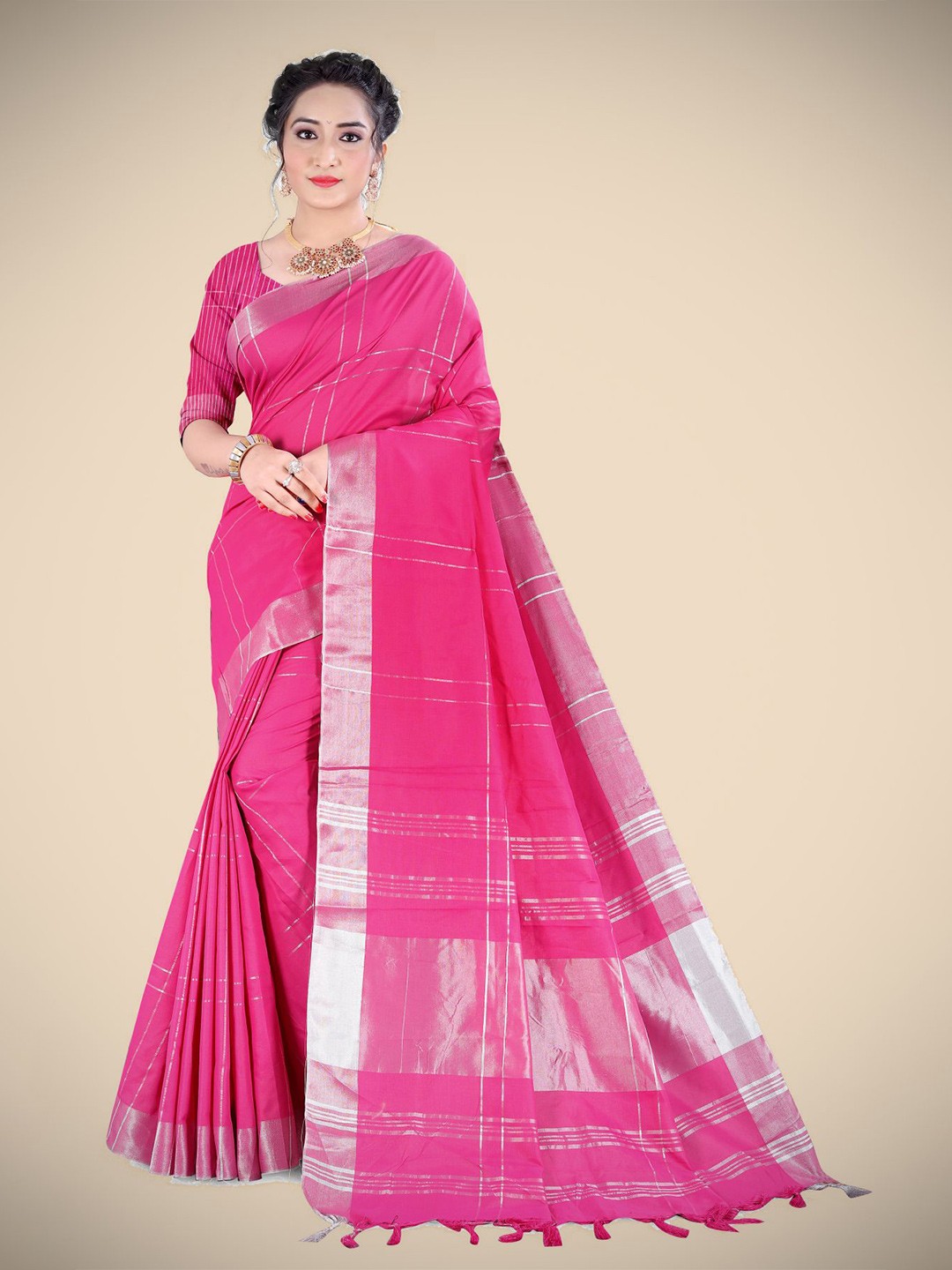 

VAIRAGEE Striped Zari Saree, Pink