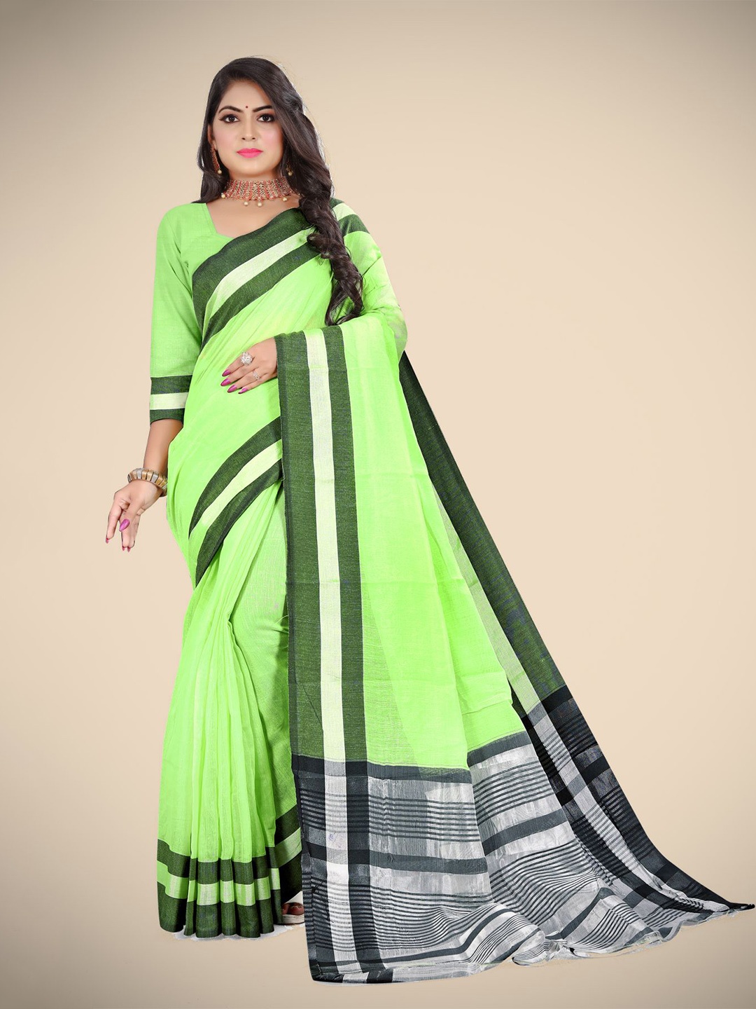 

VAIRAGEE Zari Polycotton Saree, Lime green