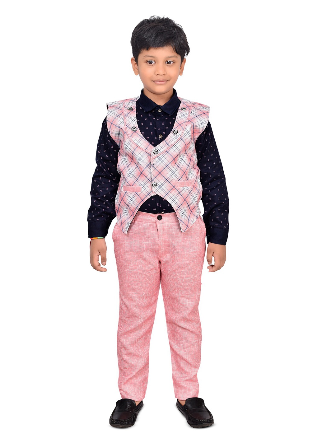 

KIDZAREA Boys Printed Shirt With Trousers & Waistcoat, Pink