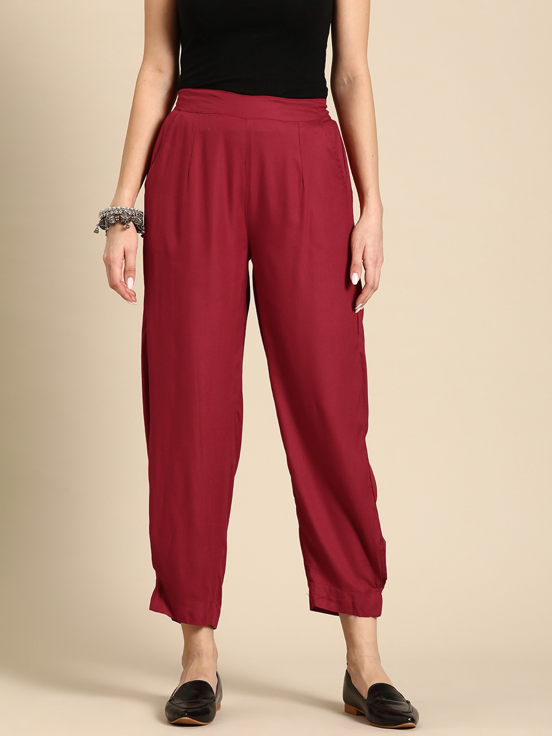 

Sangria Women Regular Fit Trousers, Maroon